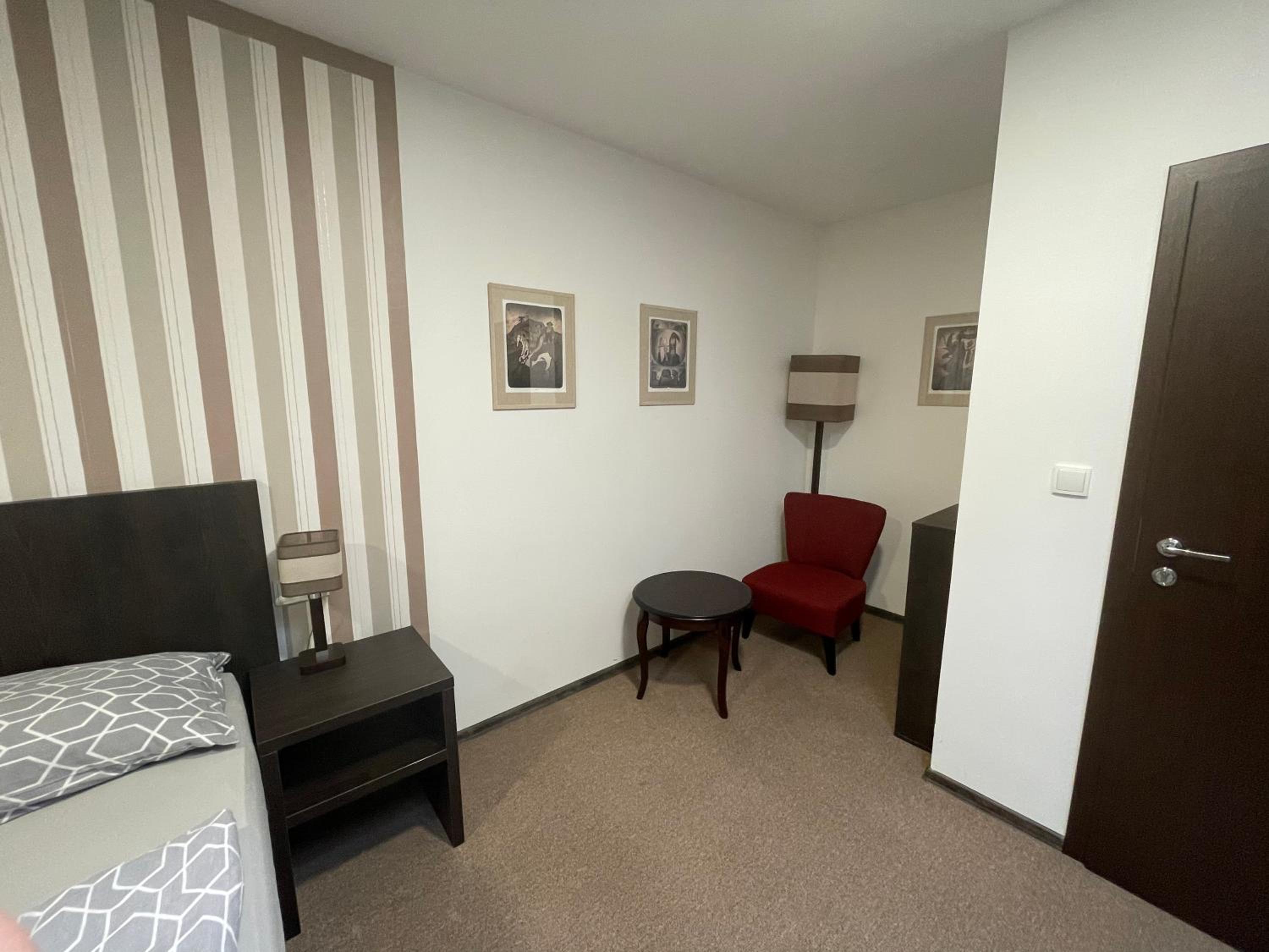 Deluxe Double or Twin Room photo 2