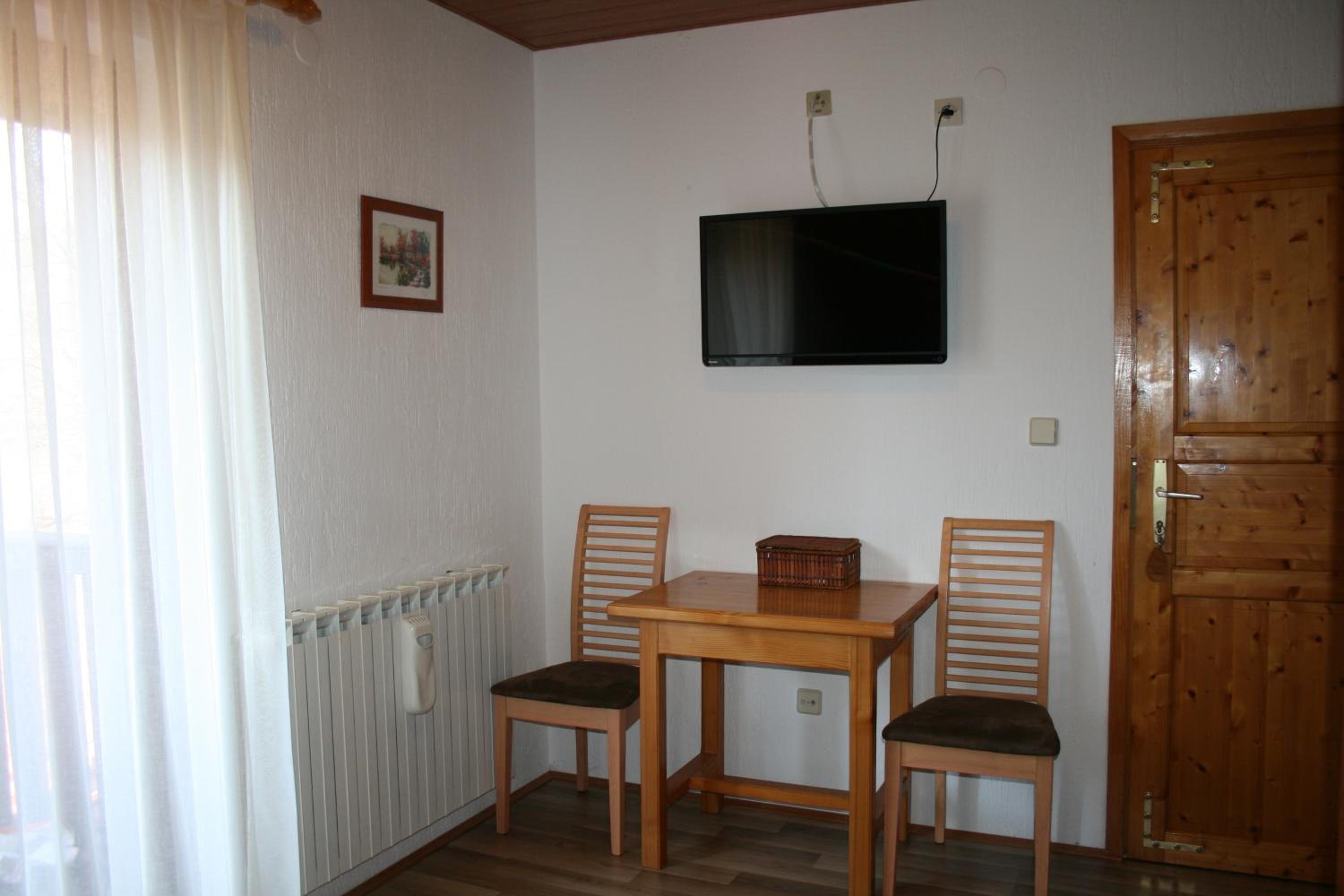 Double Room with Balcony photo 3