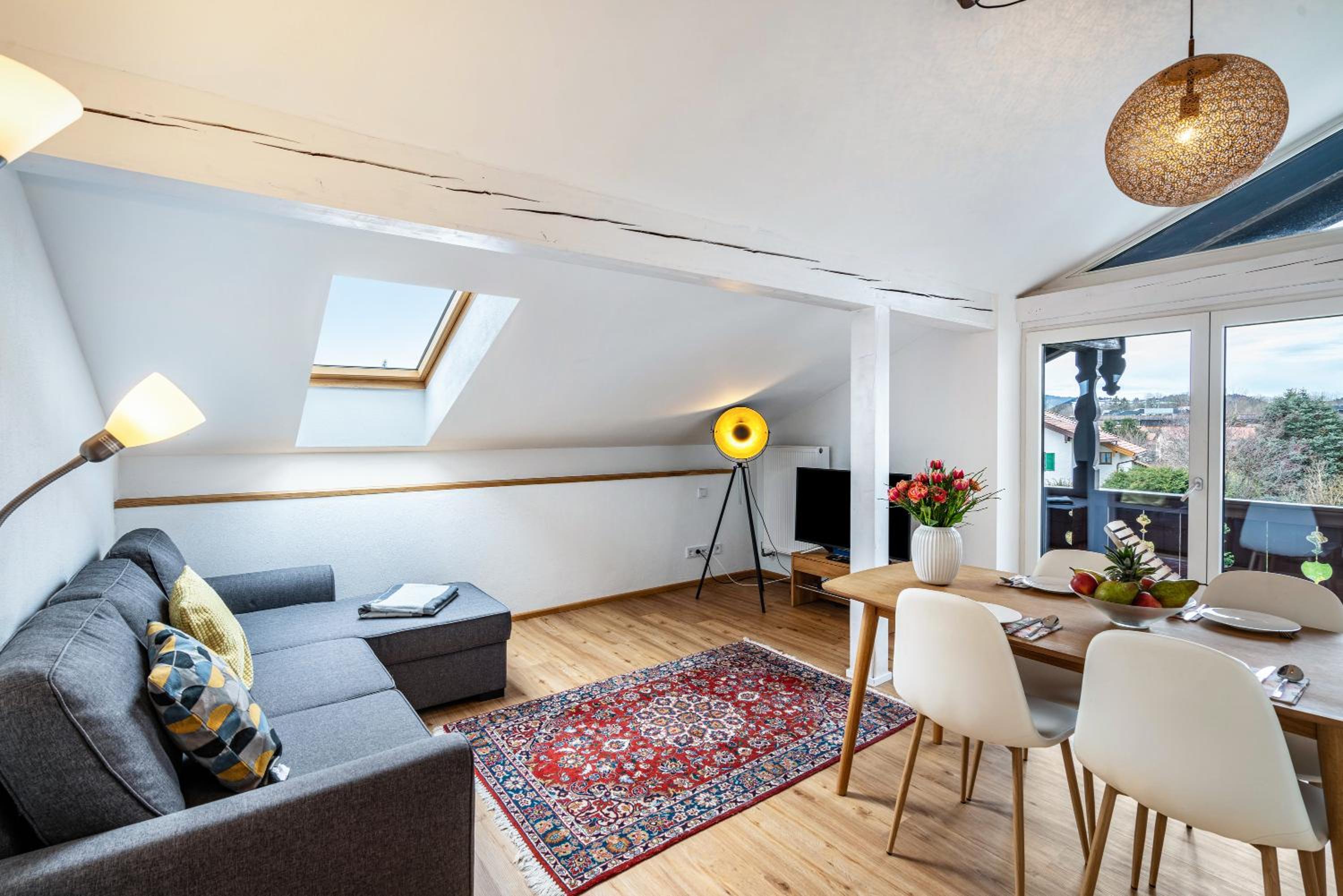 Superior One-Bedroom Apartment with Balcony