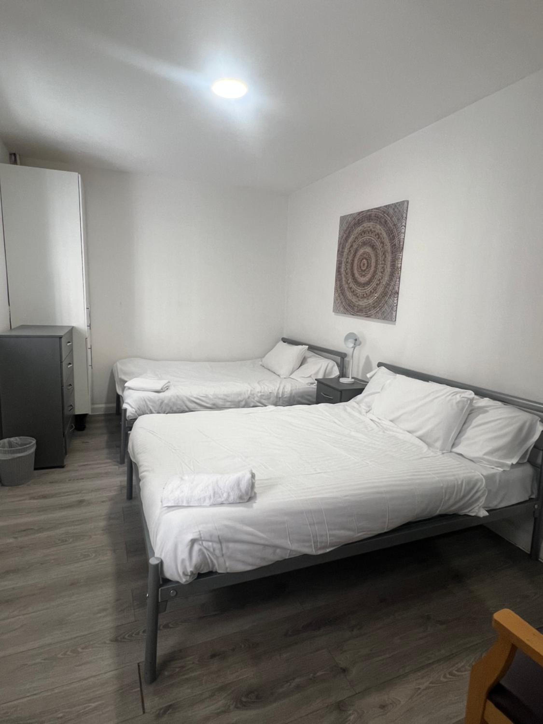 Two-Bedroom Apartment - Photo 6