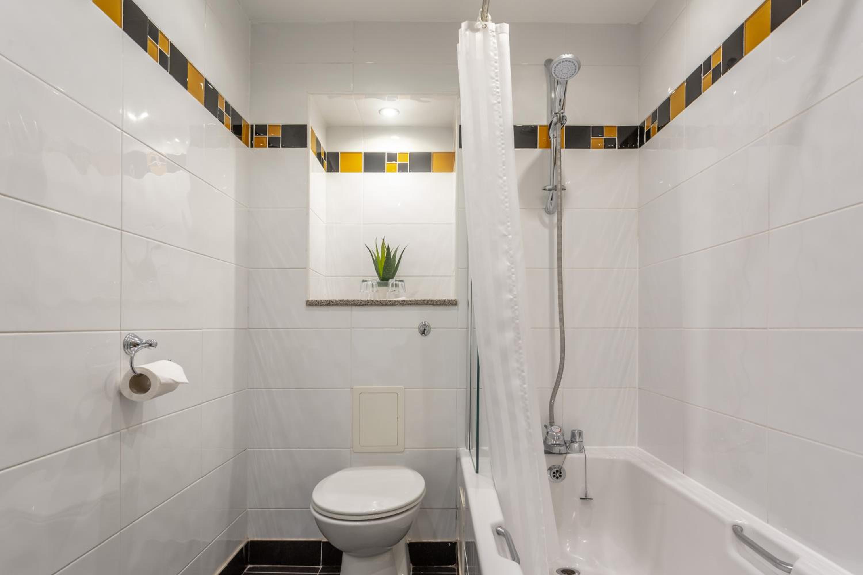 Classic Double or Twin Room - Photo 3