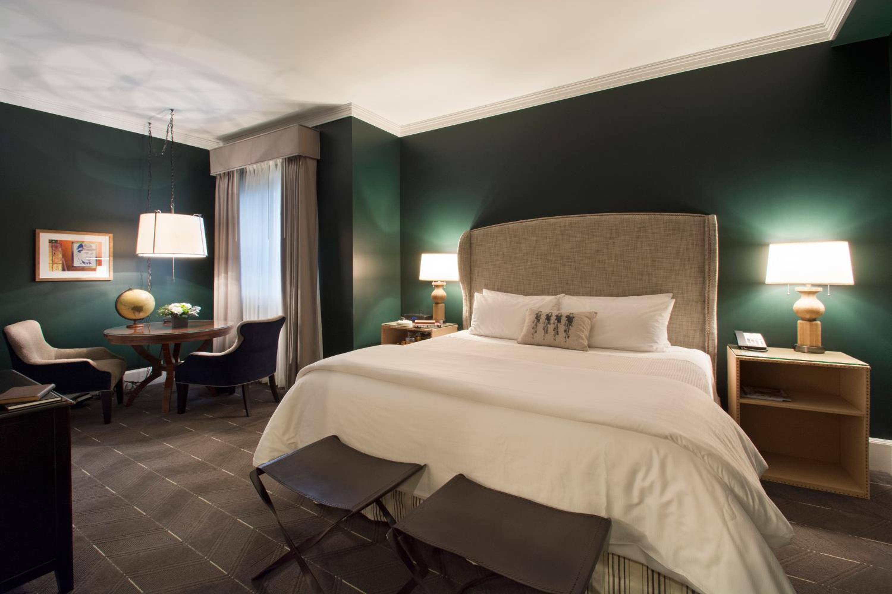 Deluxe King Room photo 3