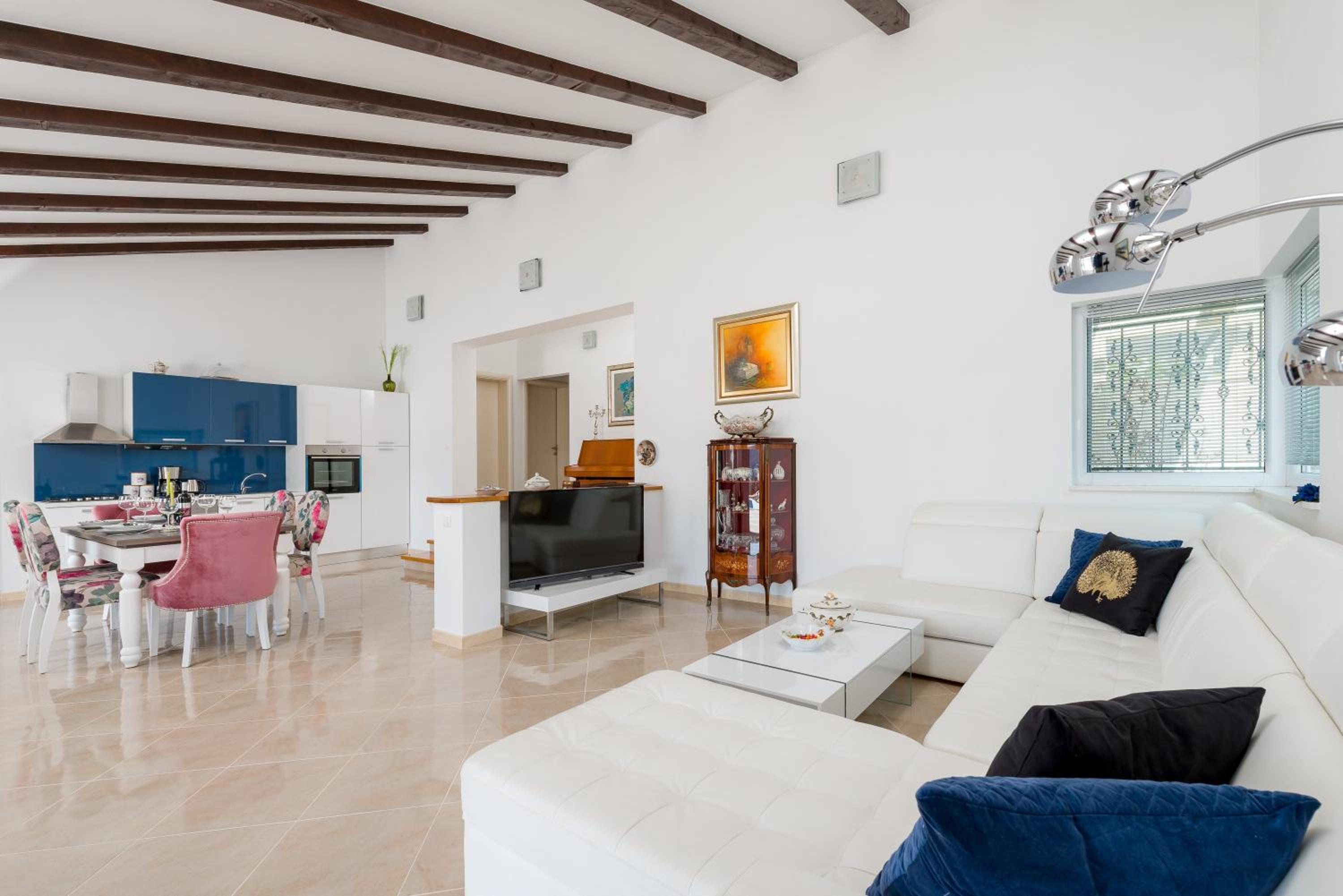 Luxury Villa with Private Pool photo 1