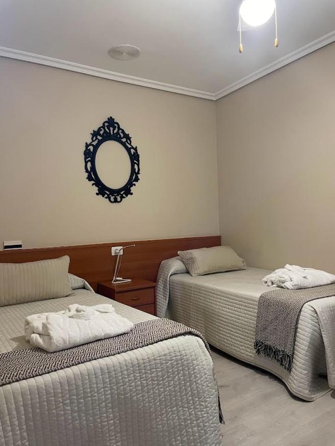 Double or Twin Room with Private External Bathroom photo 3