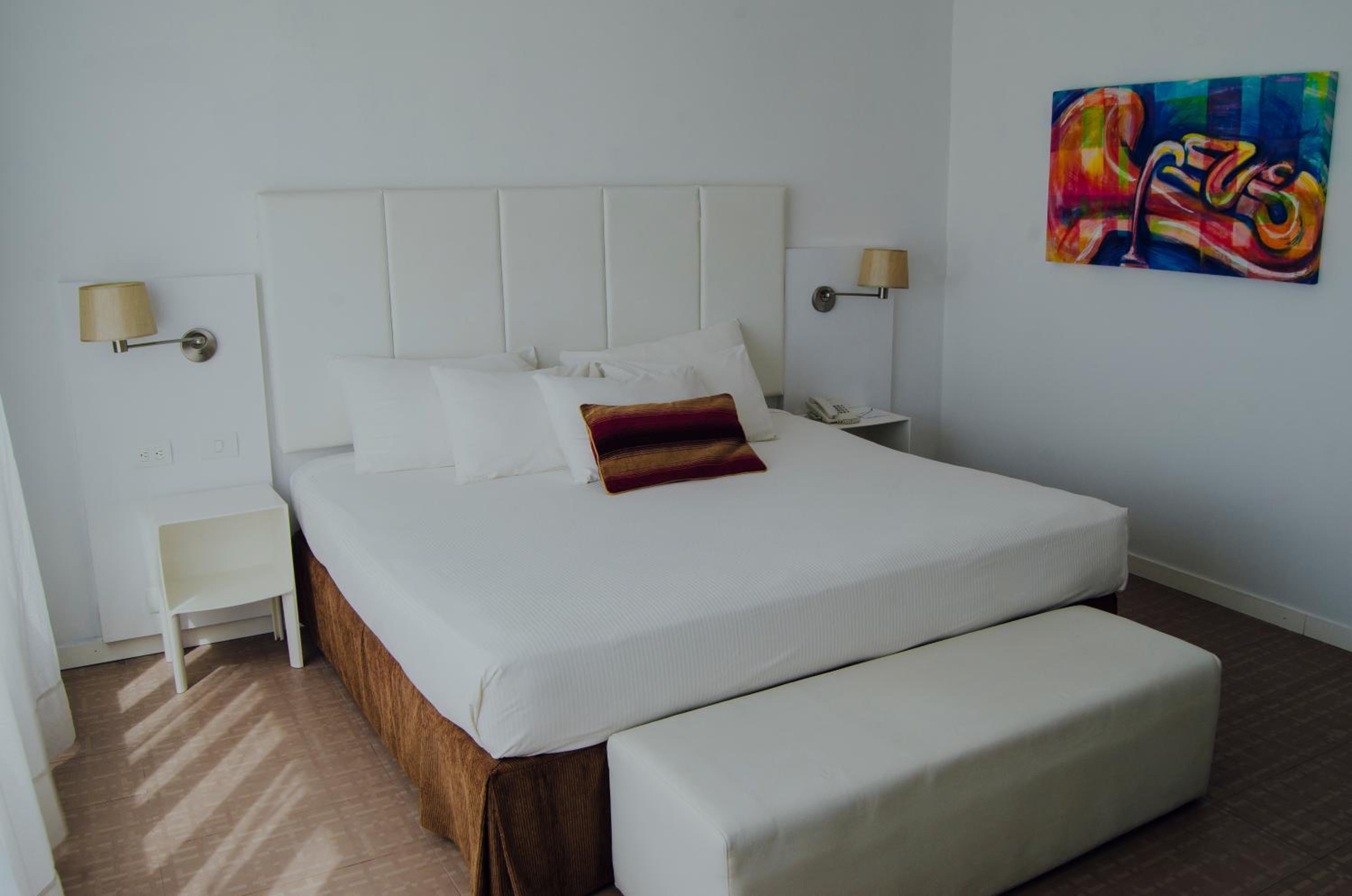 Suite photo 1