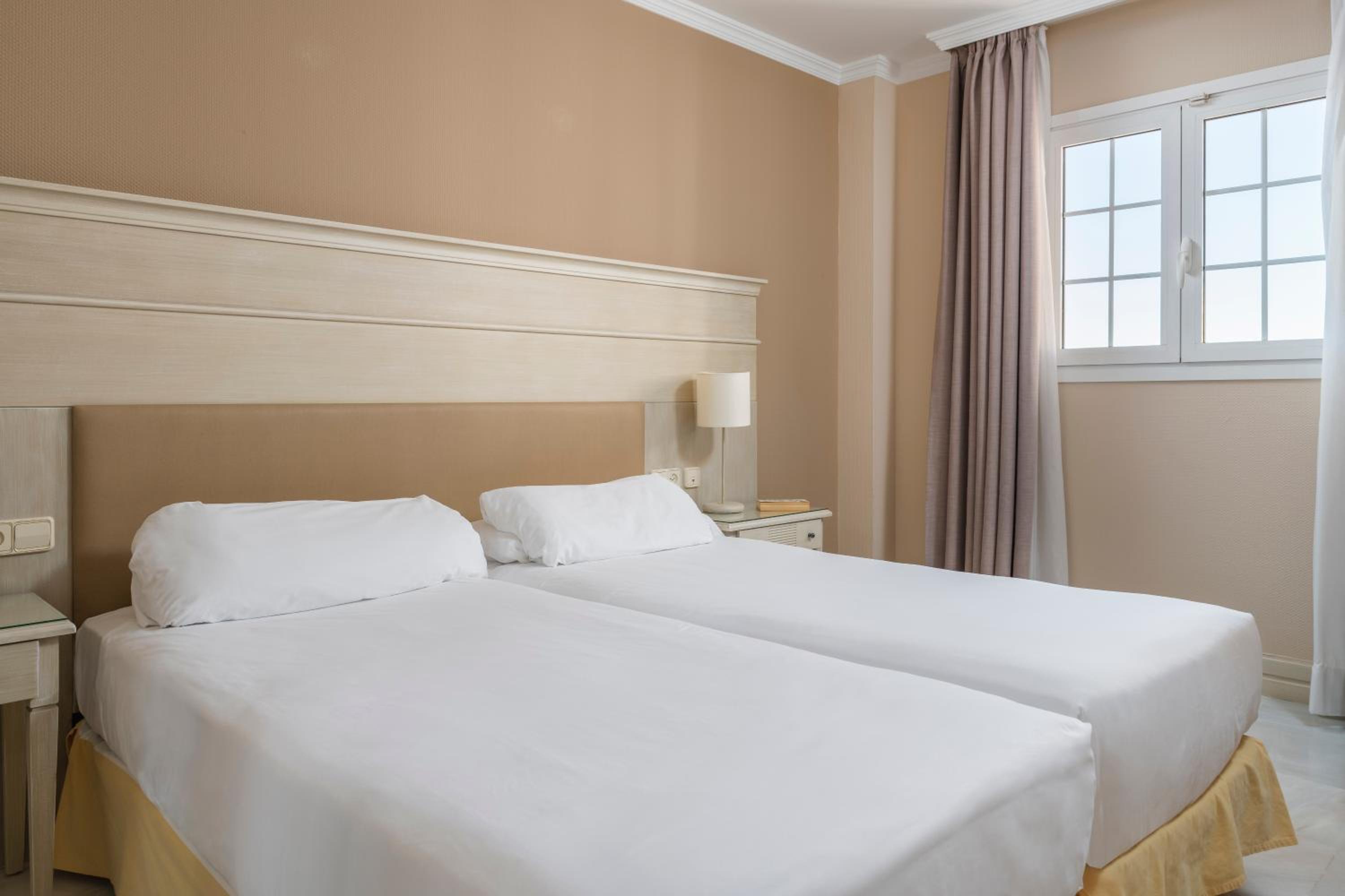 One-Bedroom Apartment  - Photo 4