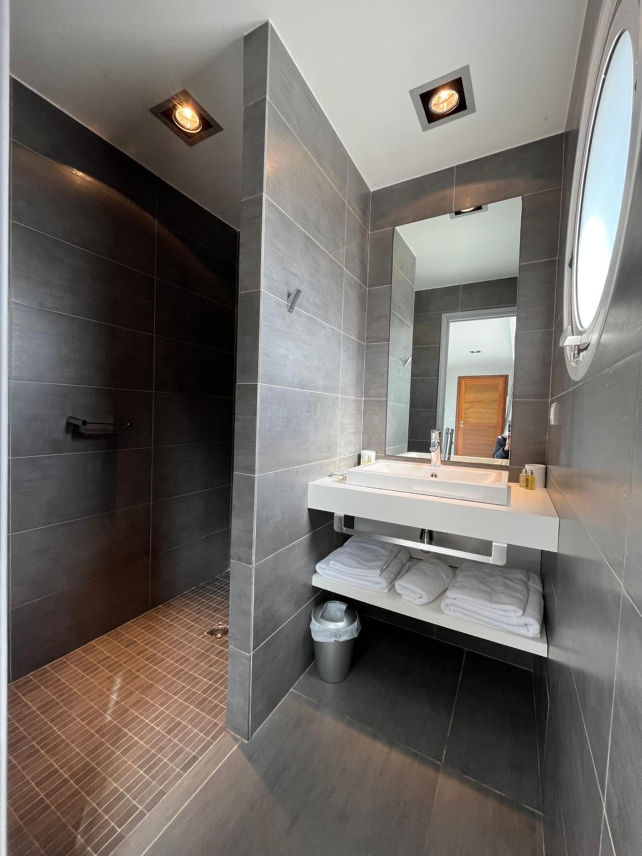 Chambre Parlementia – Vue sur Piscine