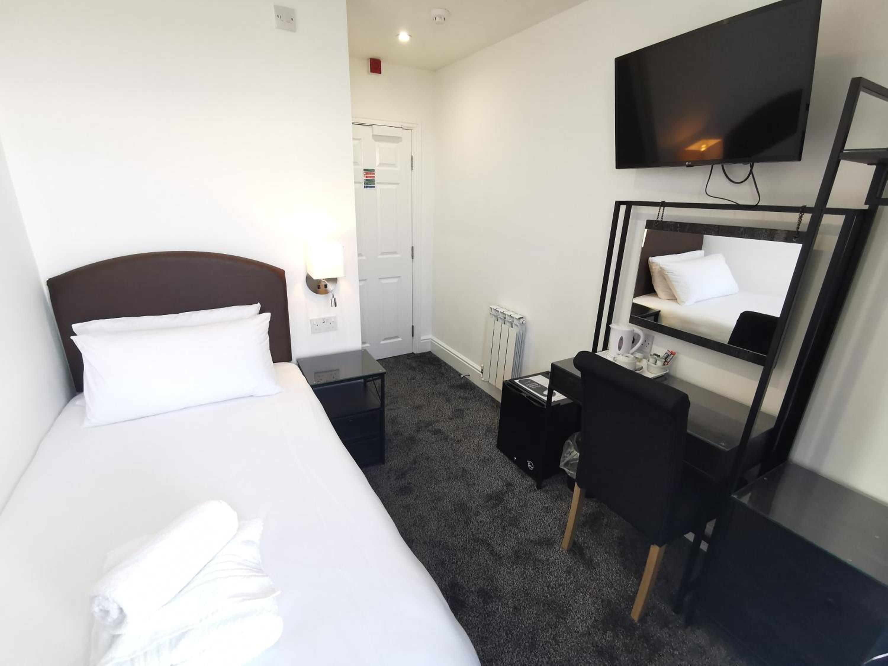 Superior Single Room with Sea View
