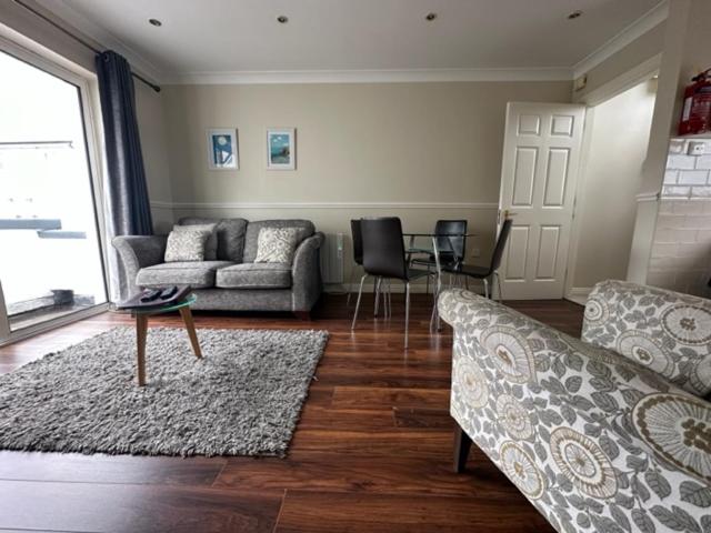 Apartment - Split Level - Photo 28