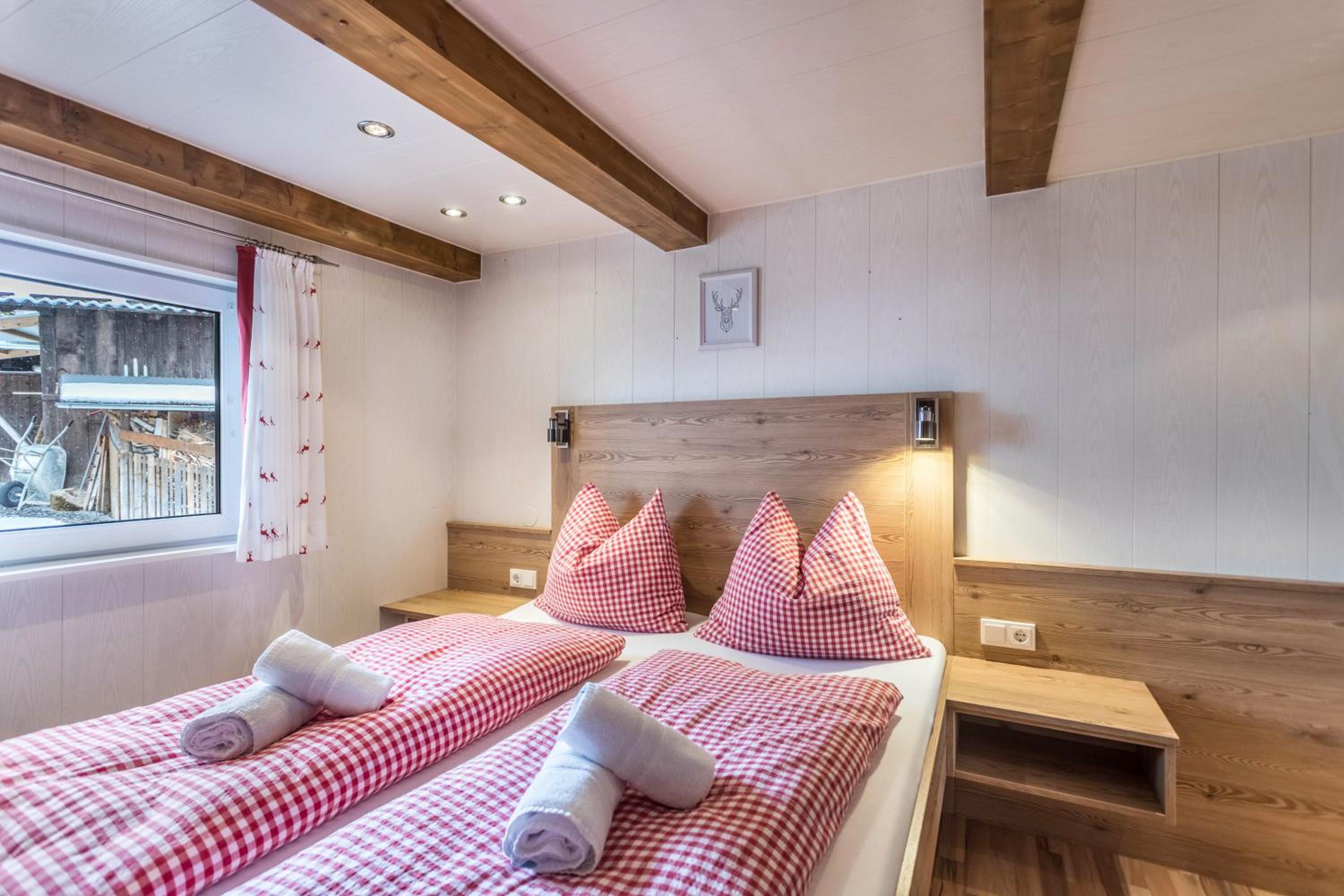 Two-Bedroom Deluxe Apartment with Garden View