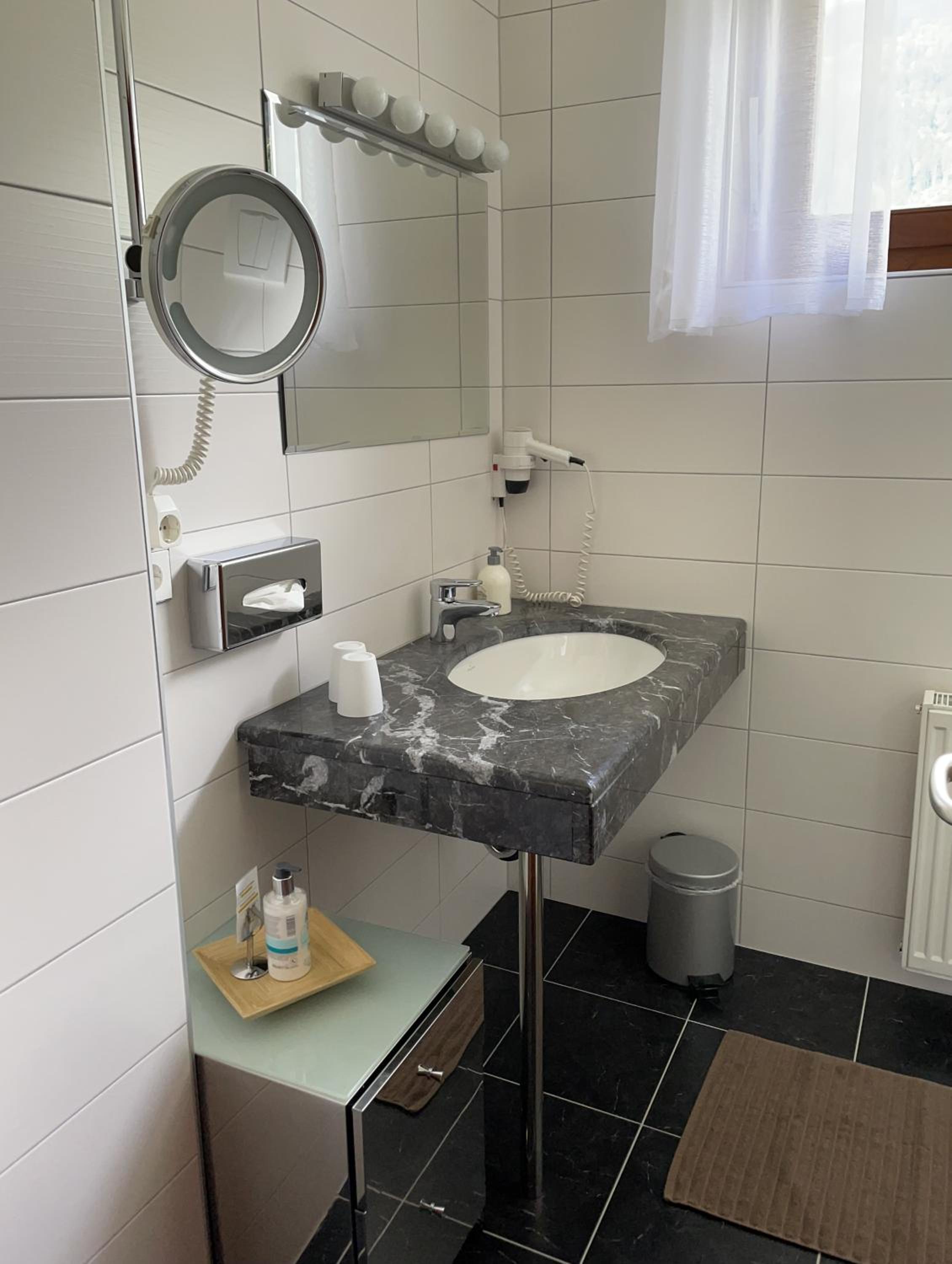 Triple Room with Shower