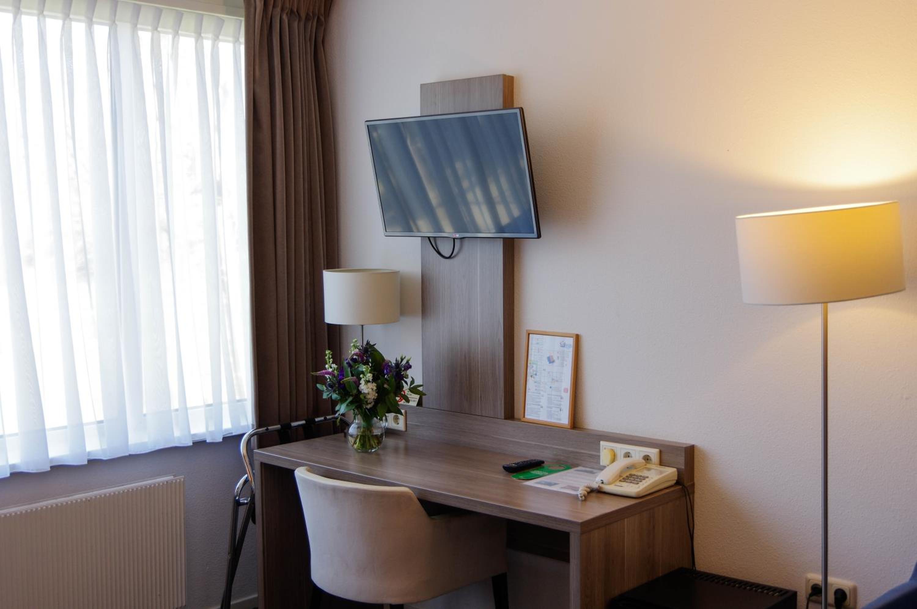 Superior Double/Twin Room photo 2