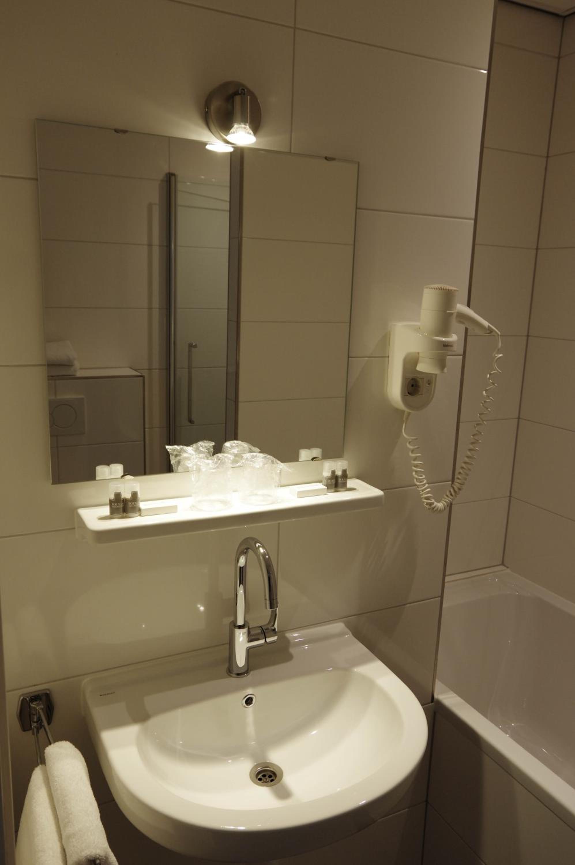 Superior Double/Twin Room photo 3