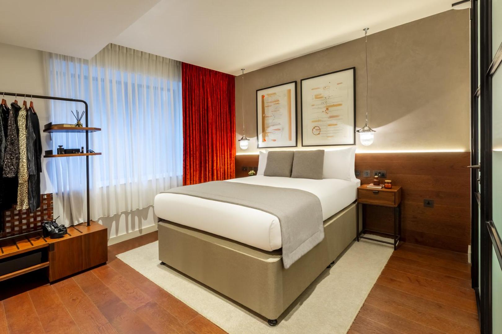 Premium Queen Room