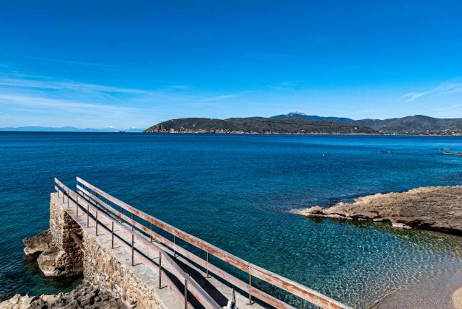 Studio Apartment with Sea View photo 2