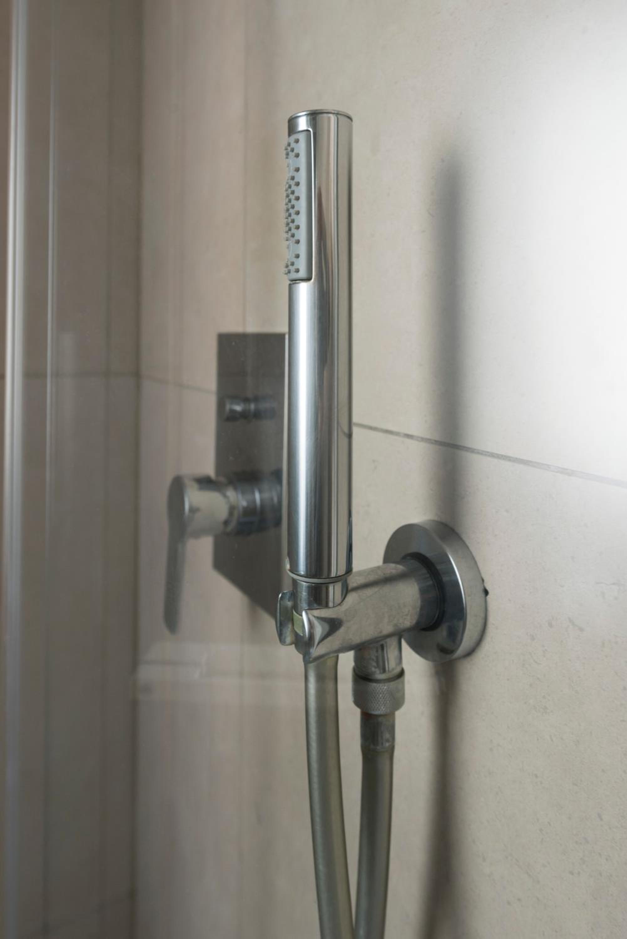 Triple Room with Private Bathroom photo 3