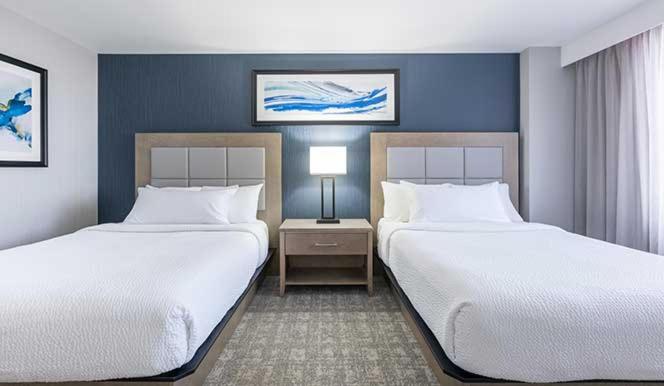 One-Bedroom Suite with Two Double Beds - Photo 5