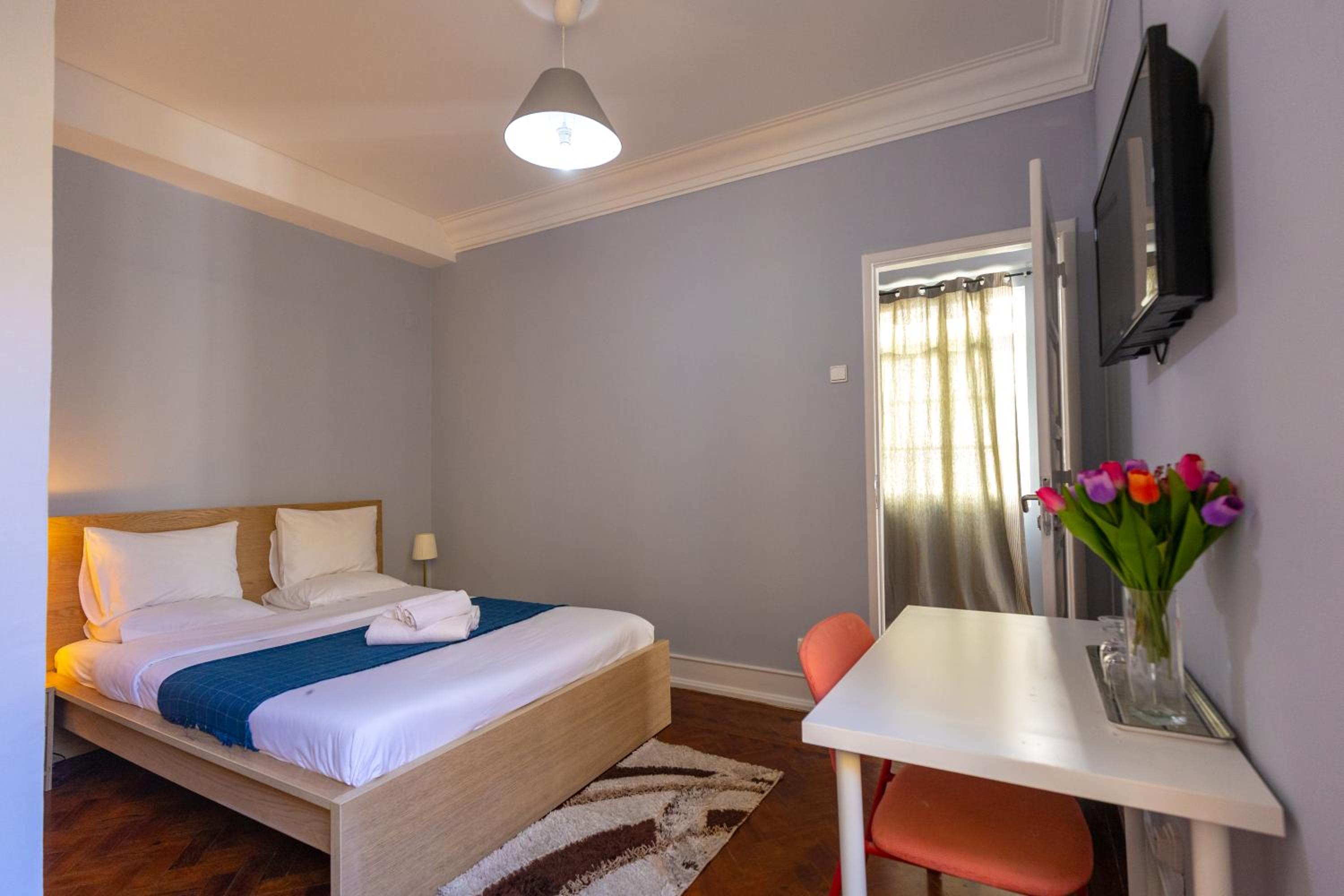 Double Room with Private Bathroom - Photo 3