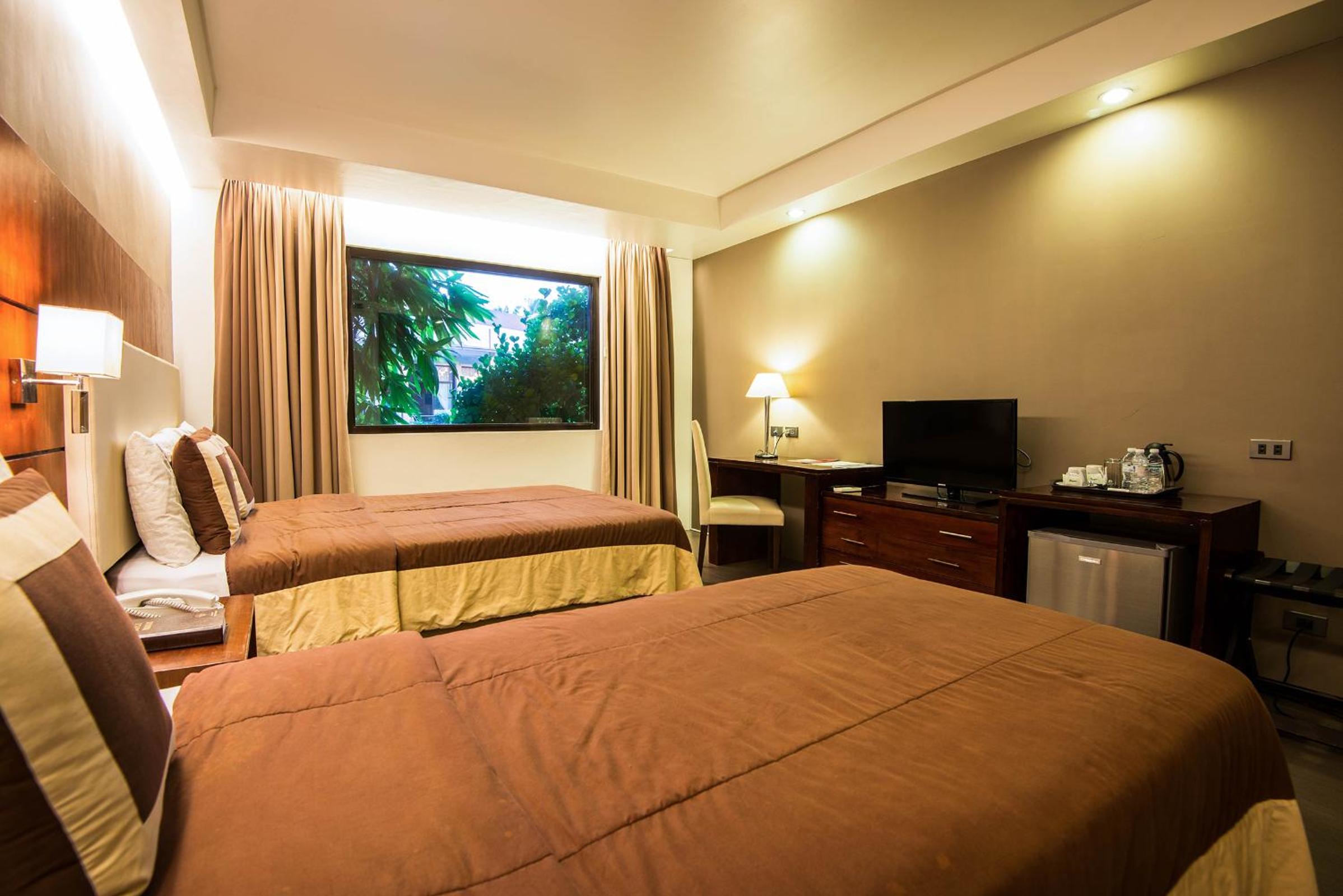 Executive Room photo 2
