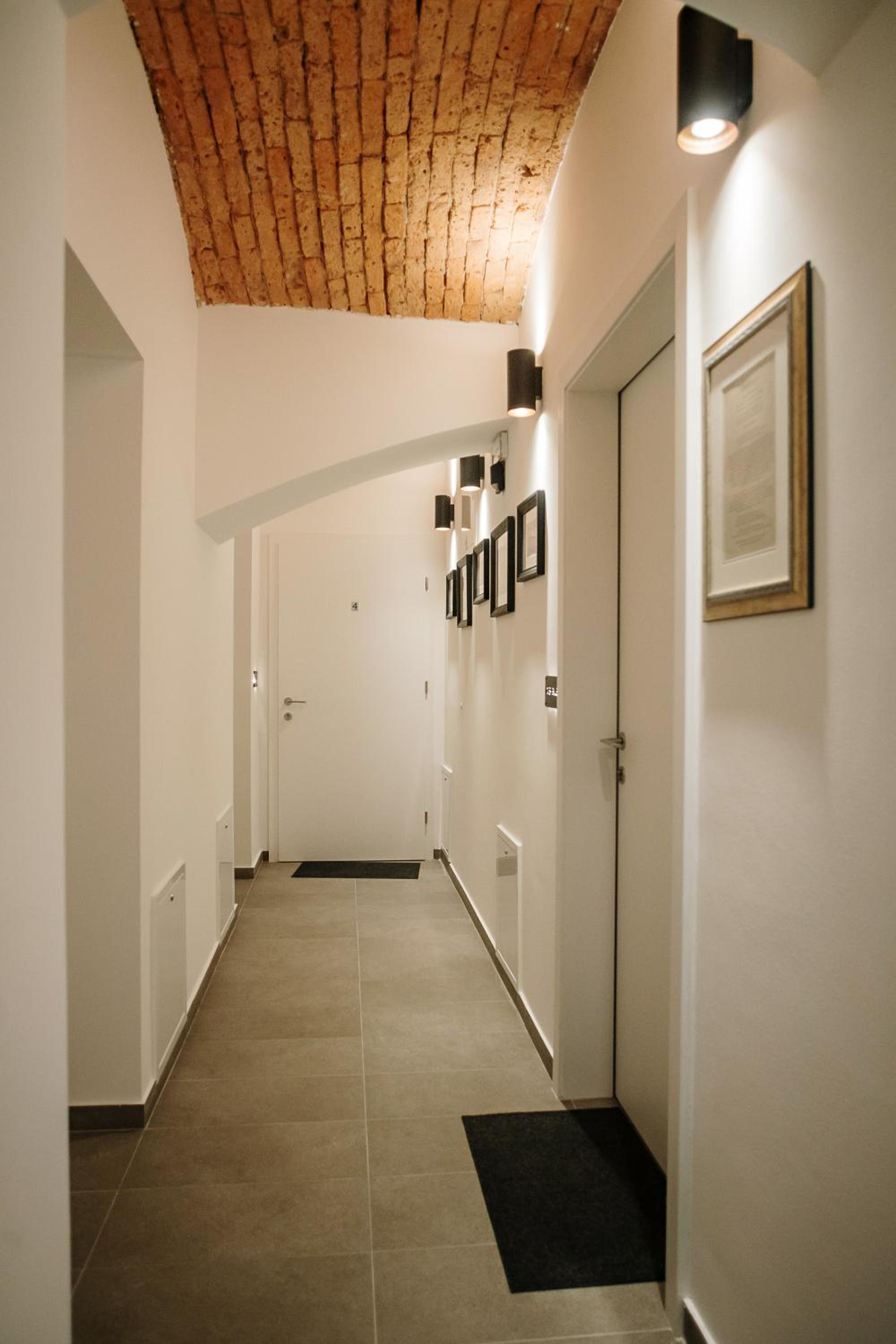 Superior Double Room - Basement - Photo 11