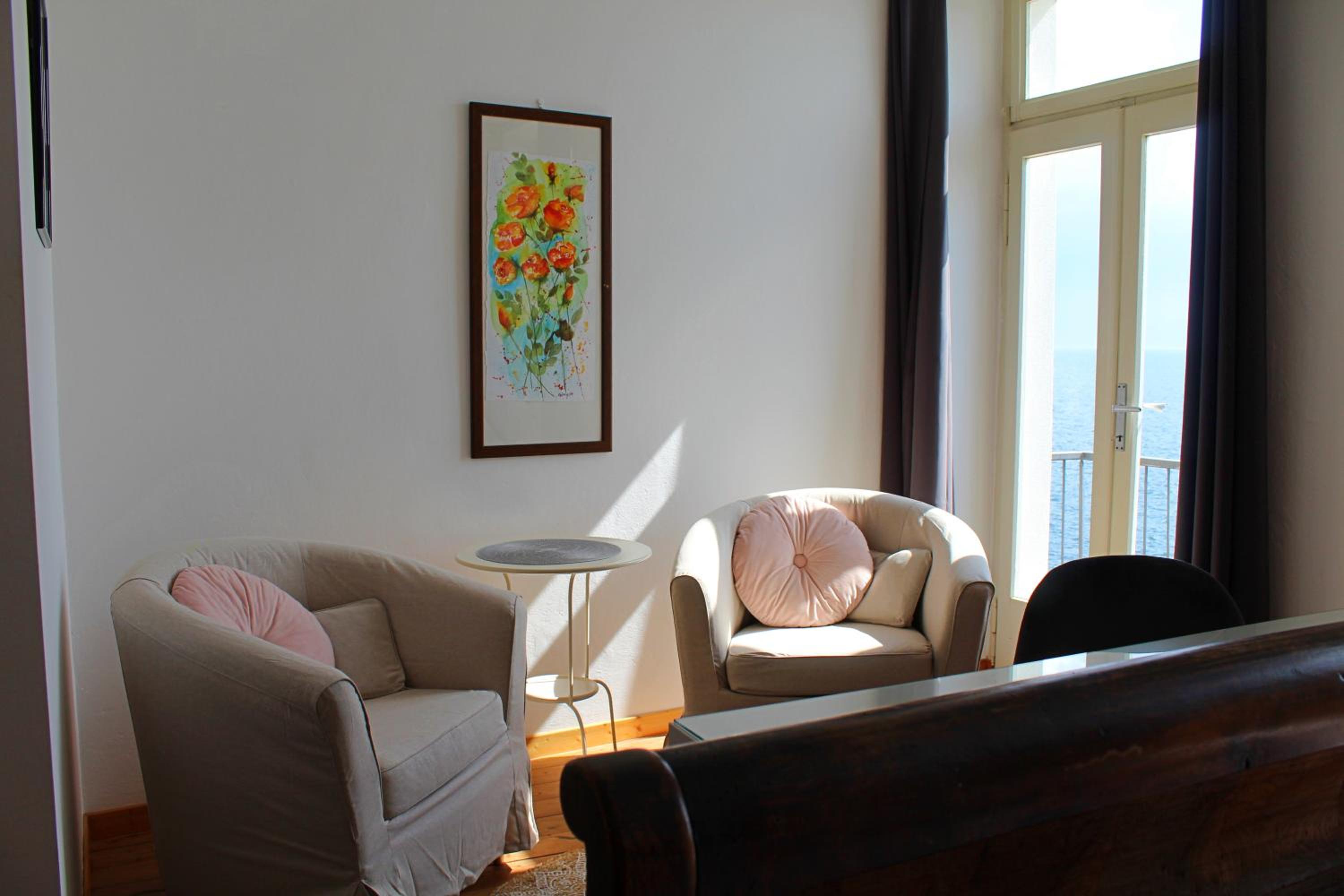 Large Double Room photo 1