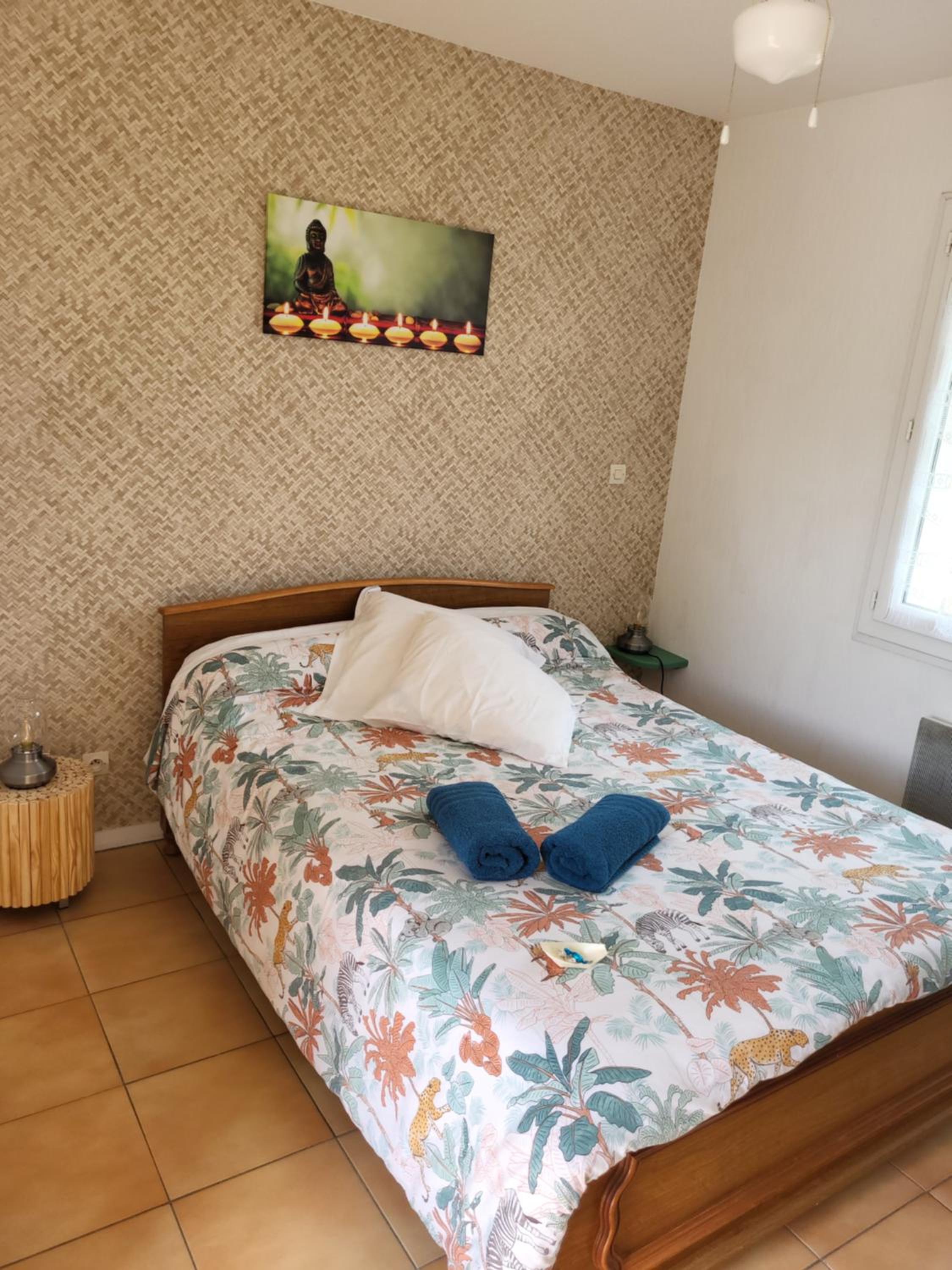 Double Room with Private Bathroom - Photo 6