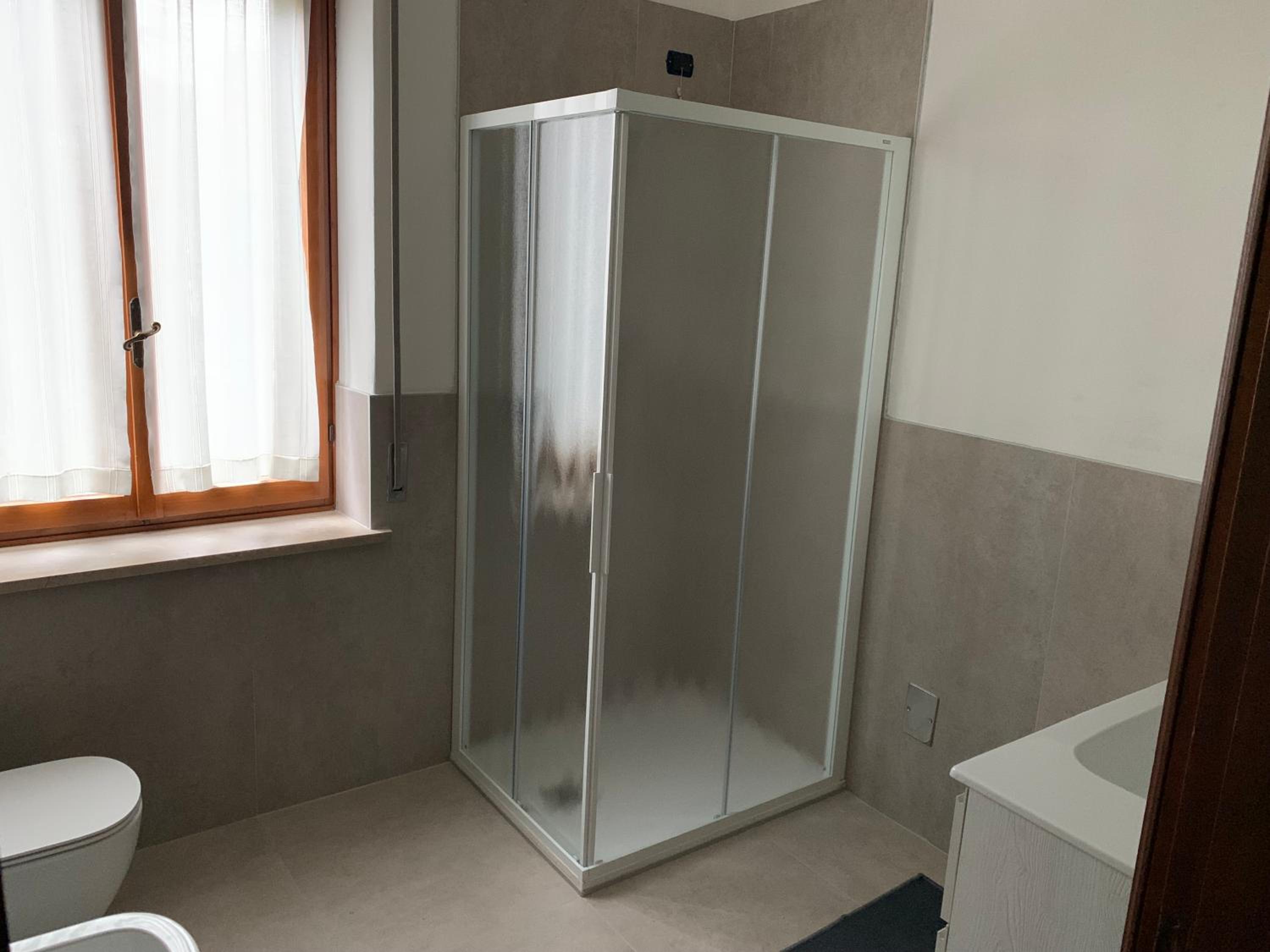 Double or Twin Room with Private Bathroom - Photo 5