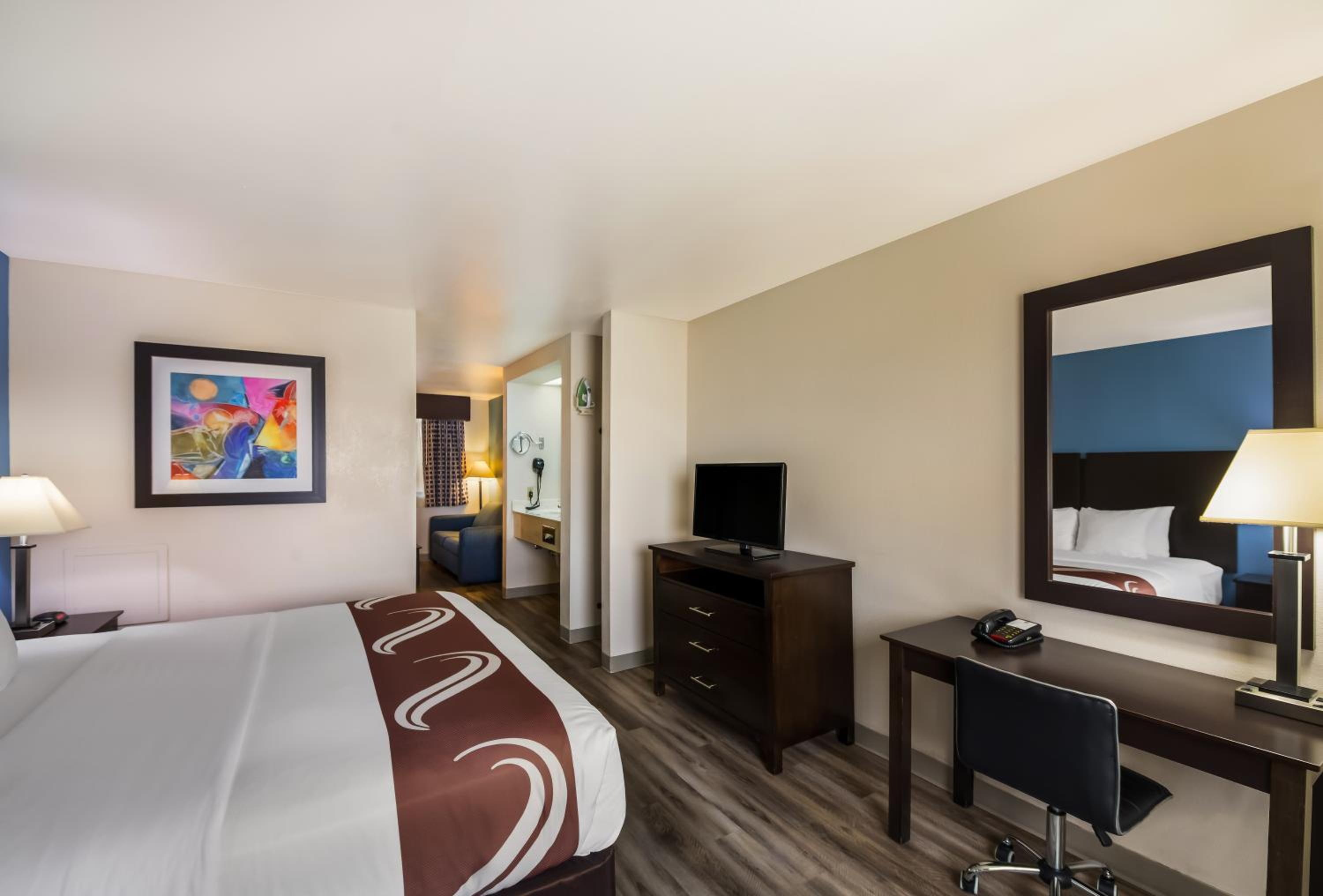 King Suite with Sofa Bed - Photo 5