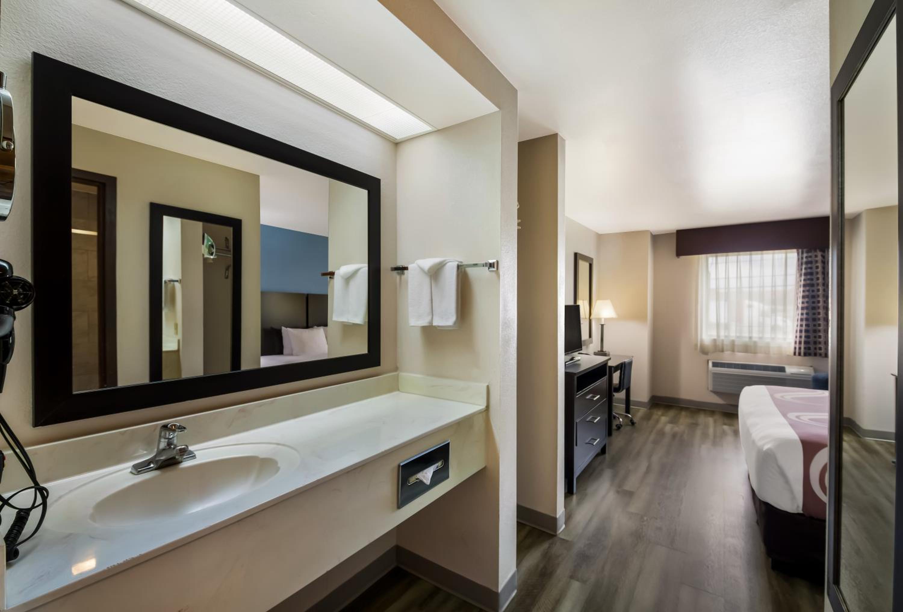 King Suite with Sofa Bed - Photo 2