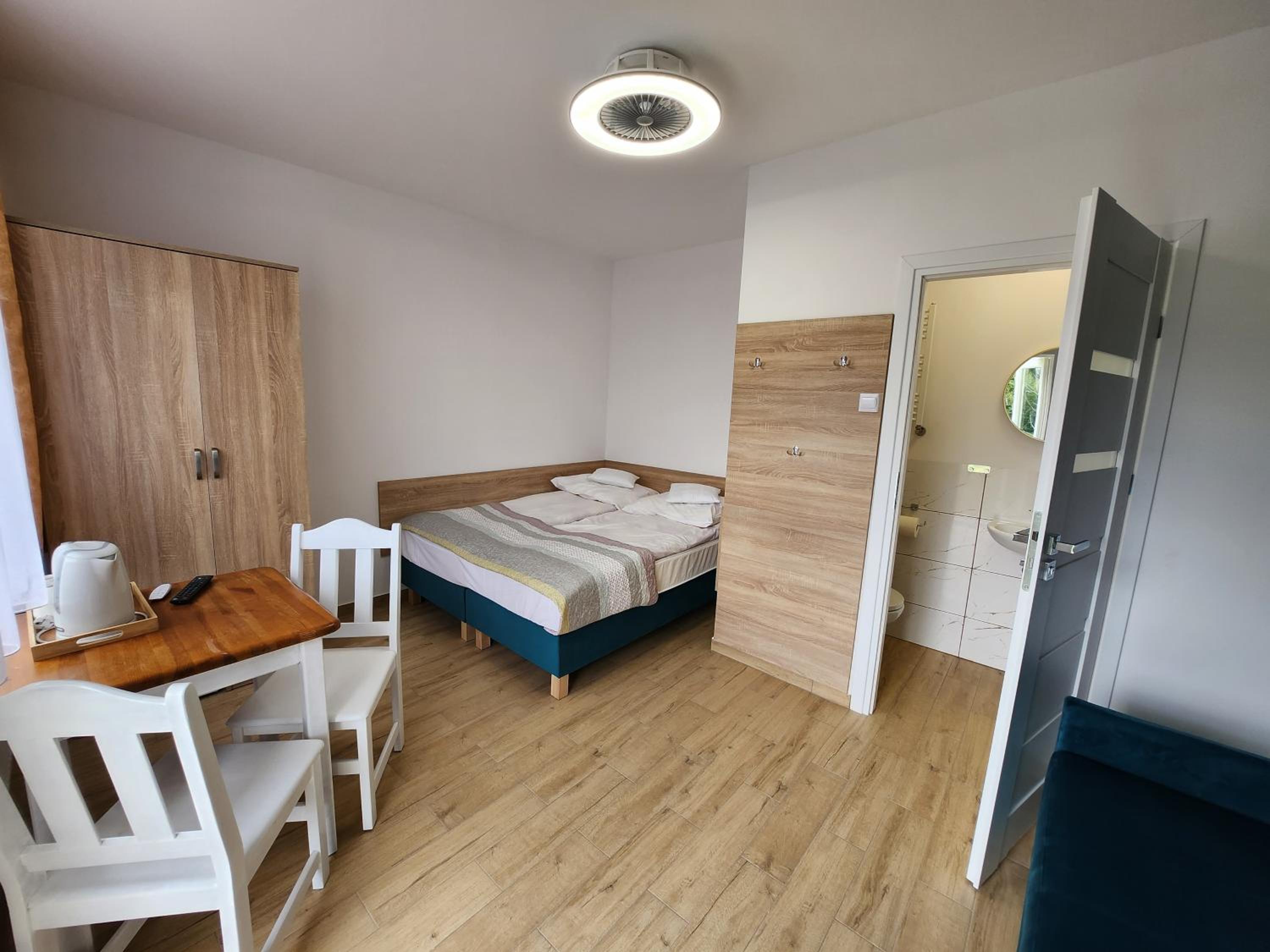 Deluxe Triple Room - Photo 1