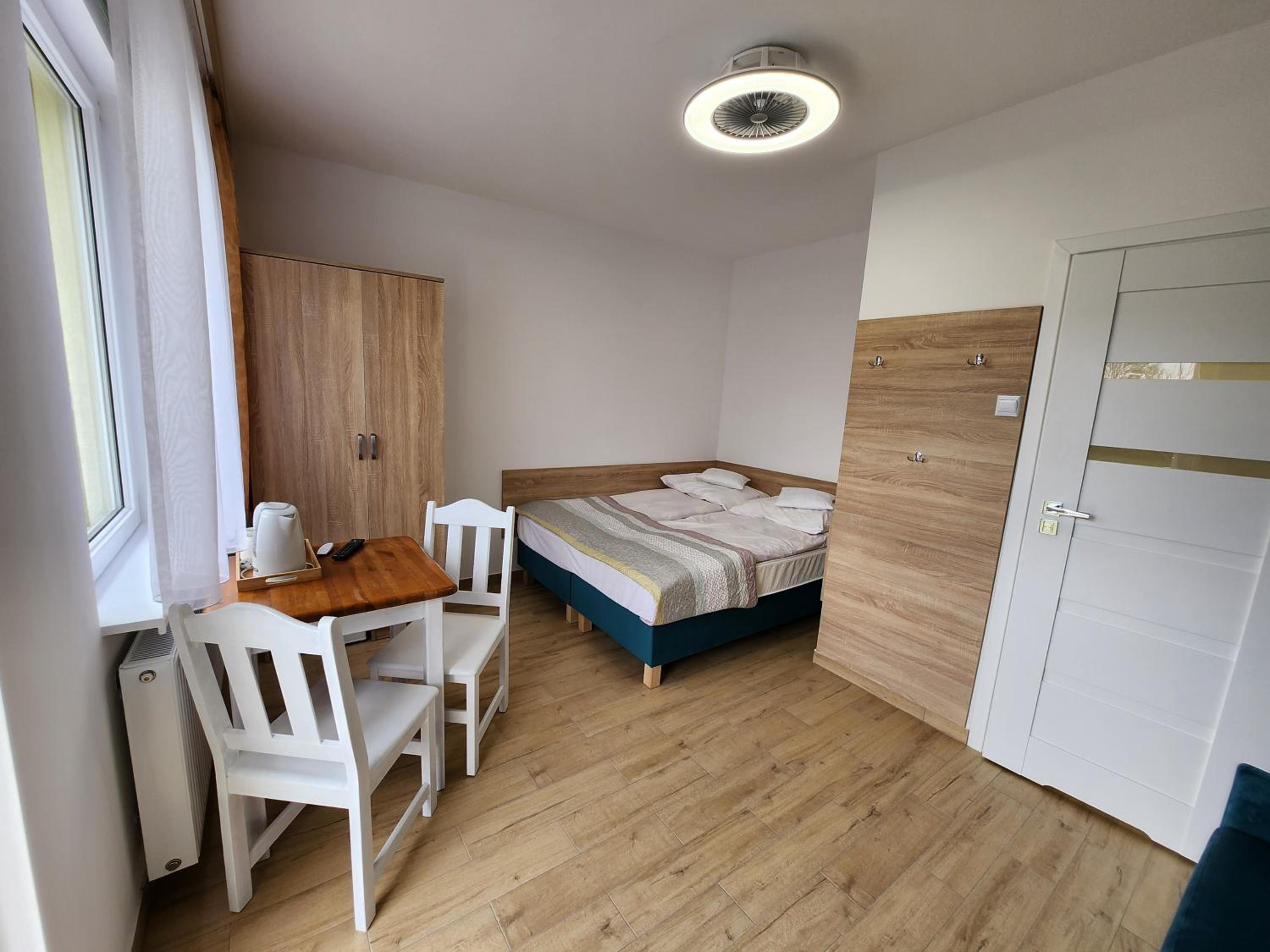 Deluxe Triple Room - Photo 2
