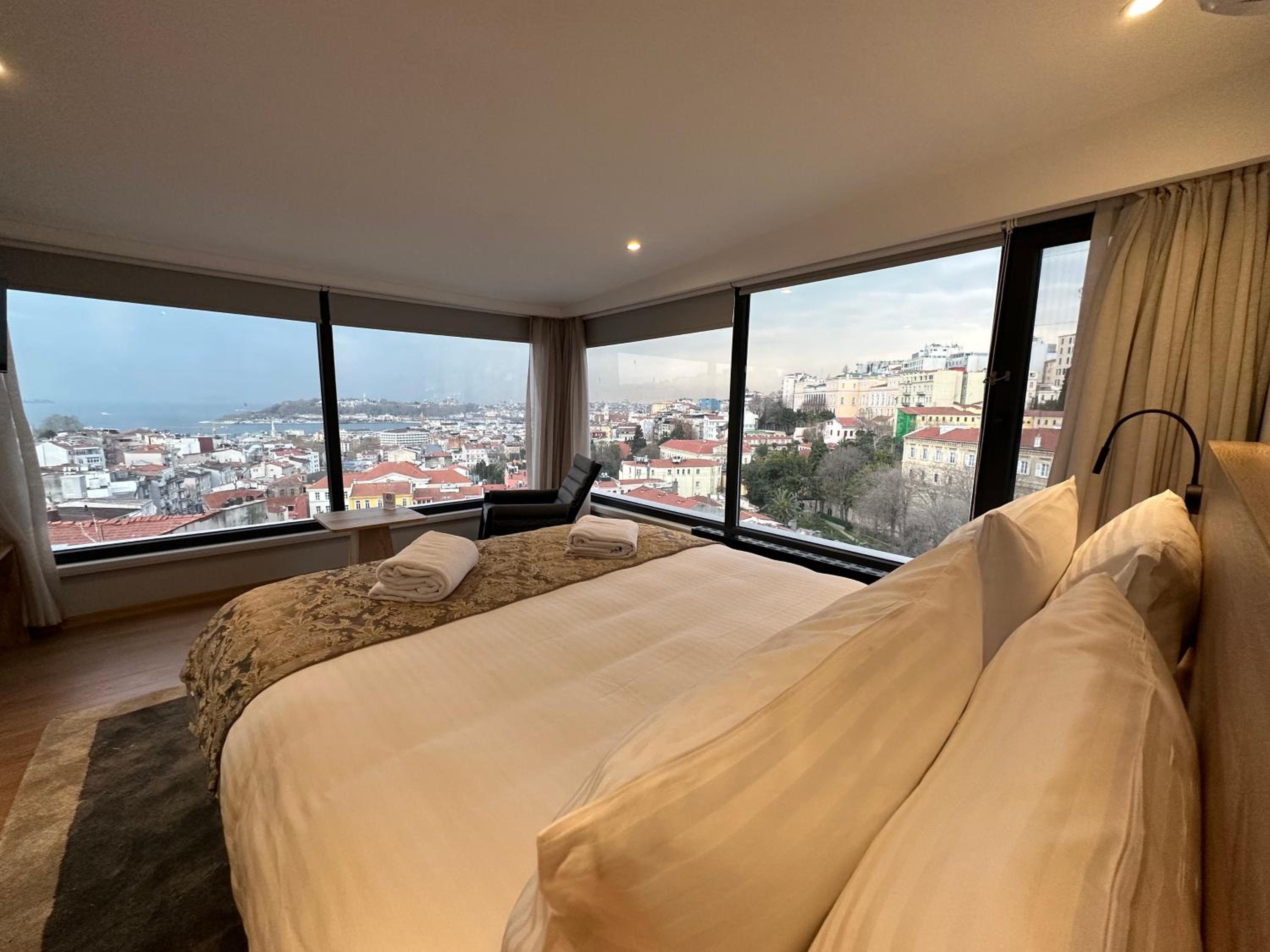 Suite with Terrace photo 1