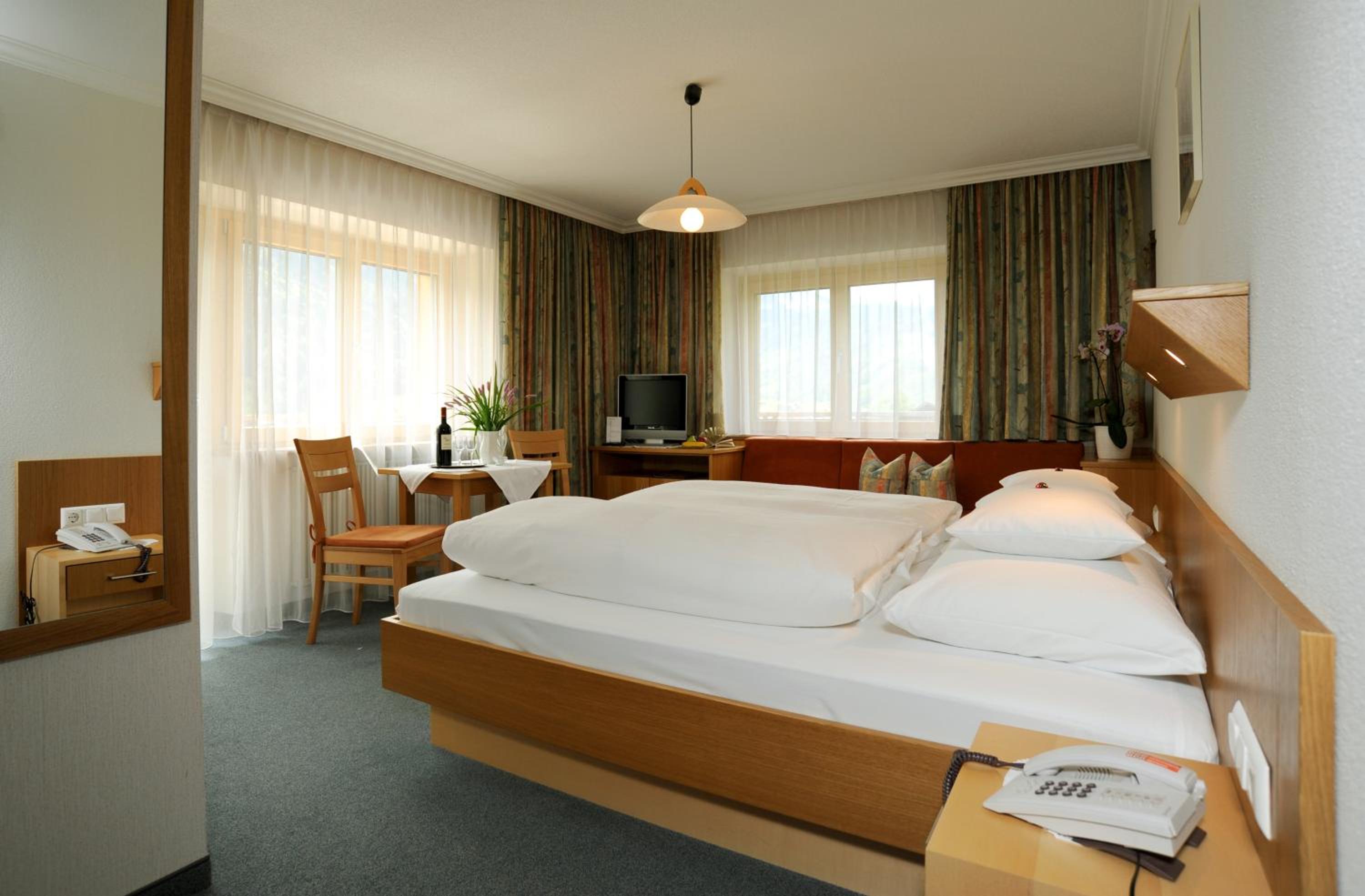 Double Room with Mountain View photo 2