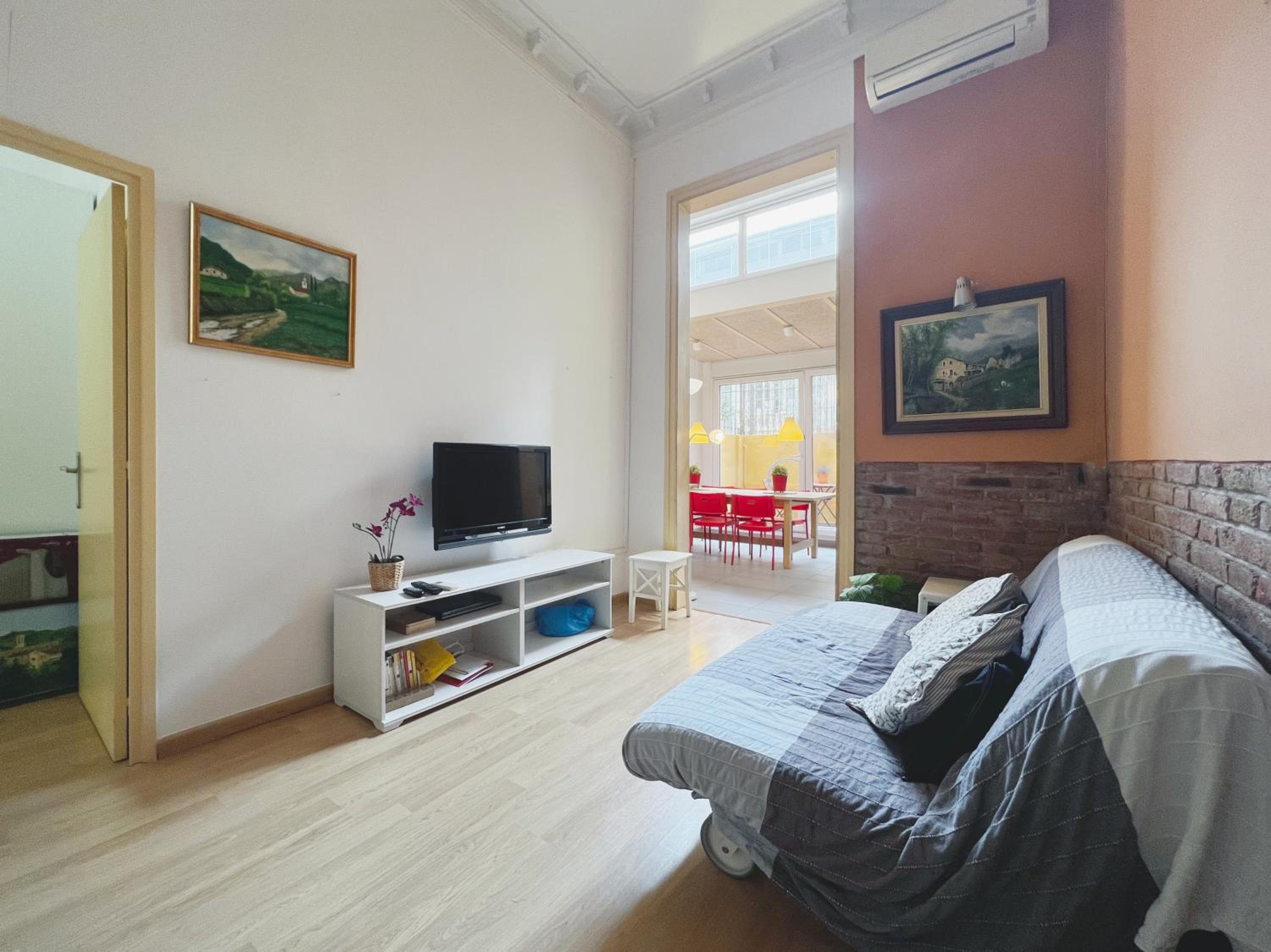 Three-Bedroom Apartment photo 3
