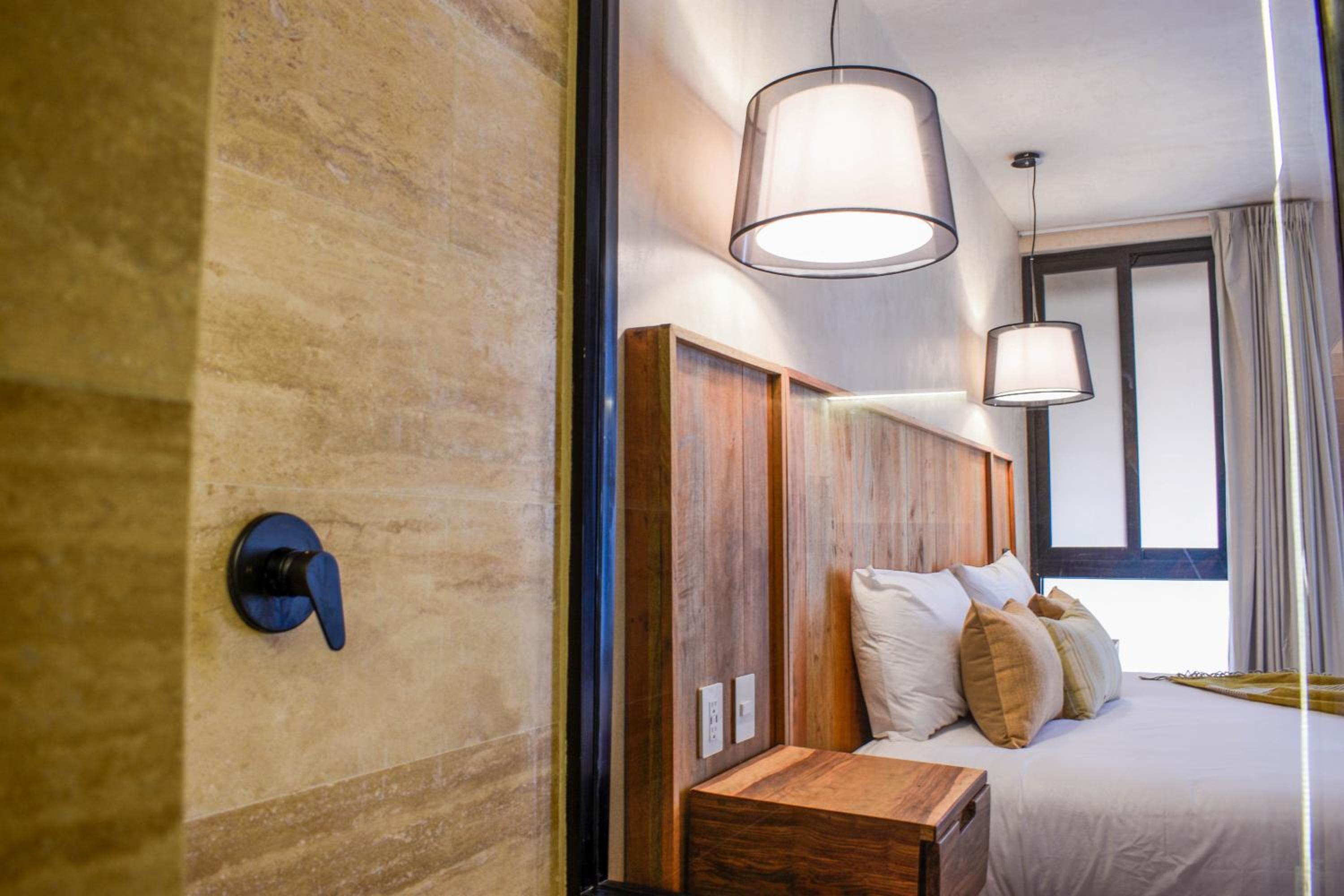 Suite with Private Pool - Photo 6