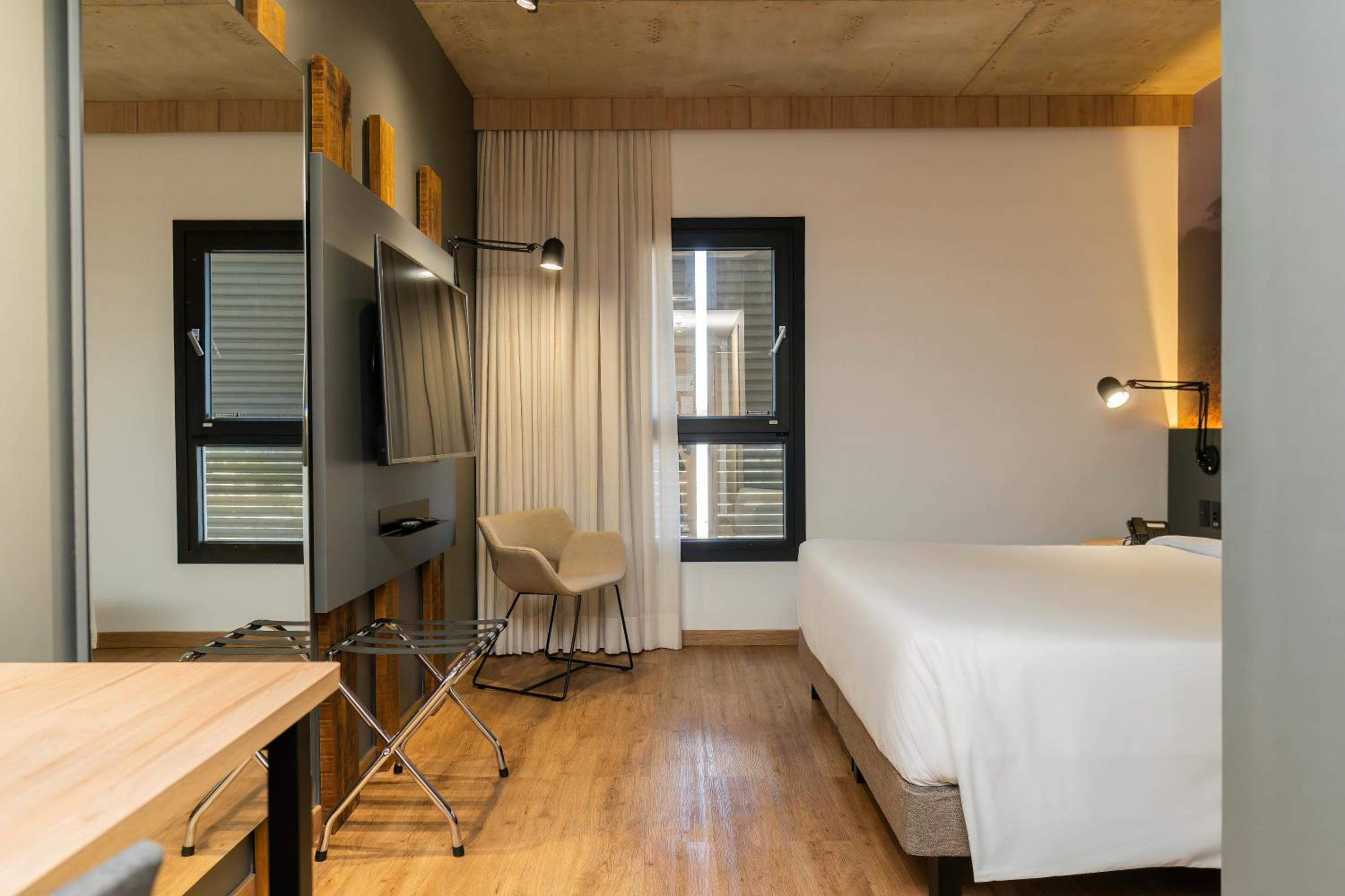 Superior Double Room - Photo 3