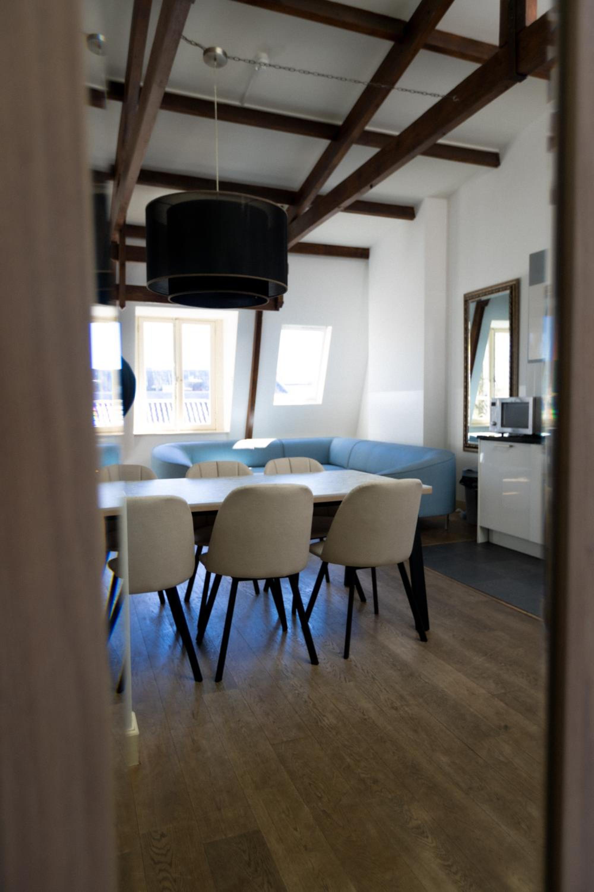 Three-Bedroom Apartment photo 2