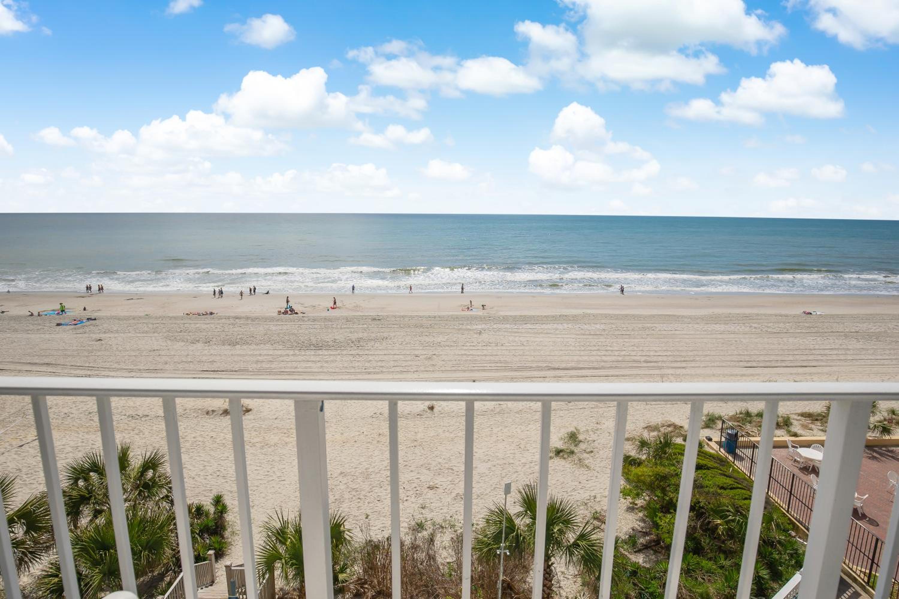 Oceanfront Efficiency - Photo 7