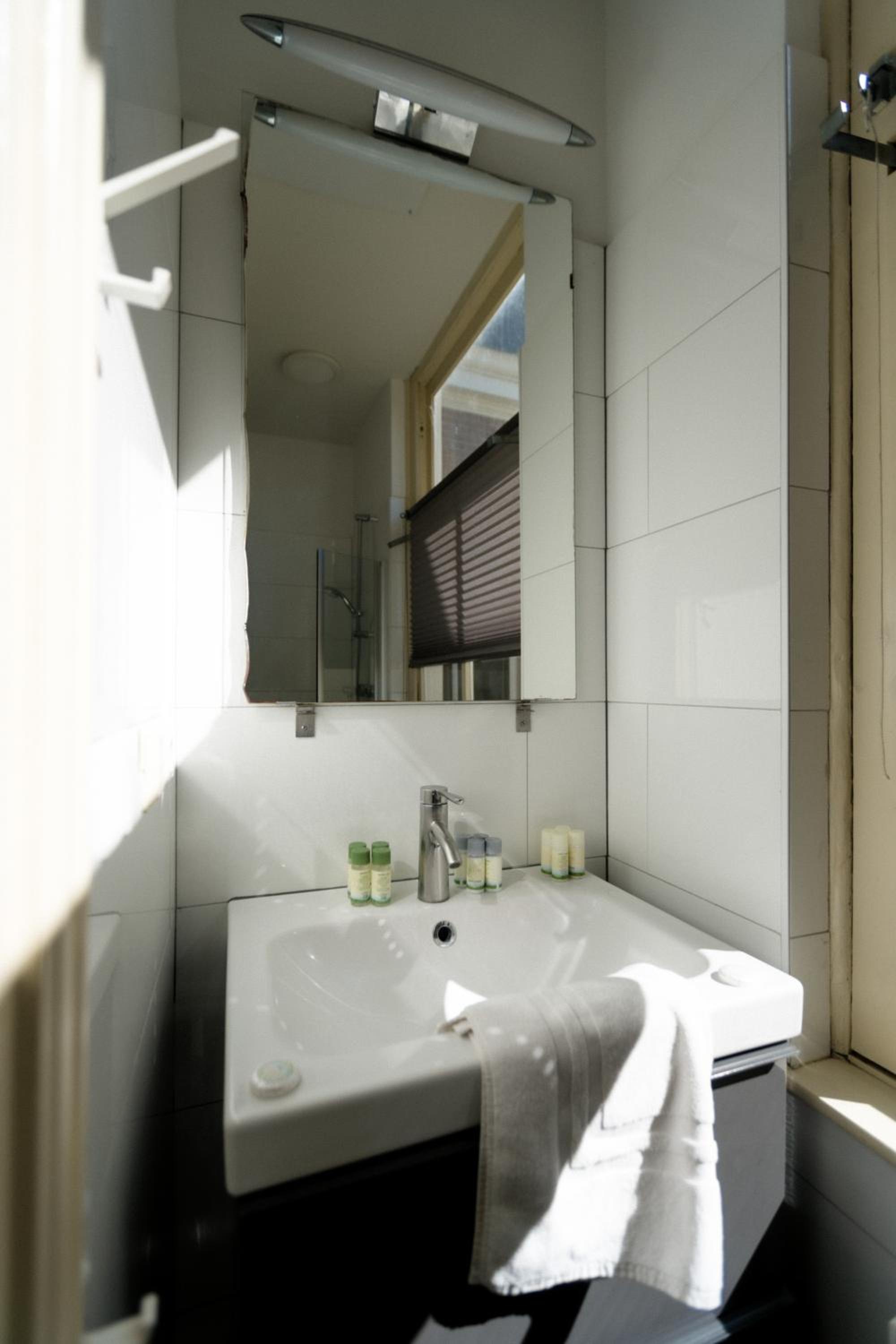 One Bedroom Apartment - Double Bed photo 3