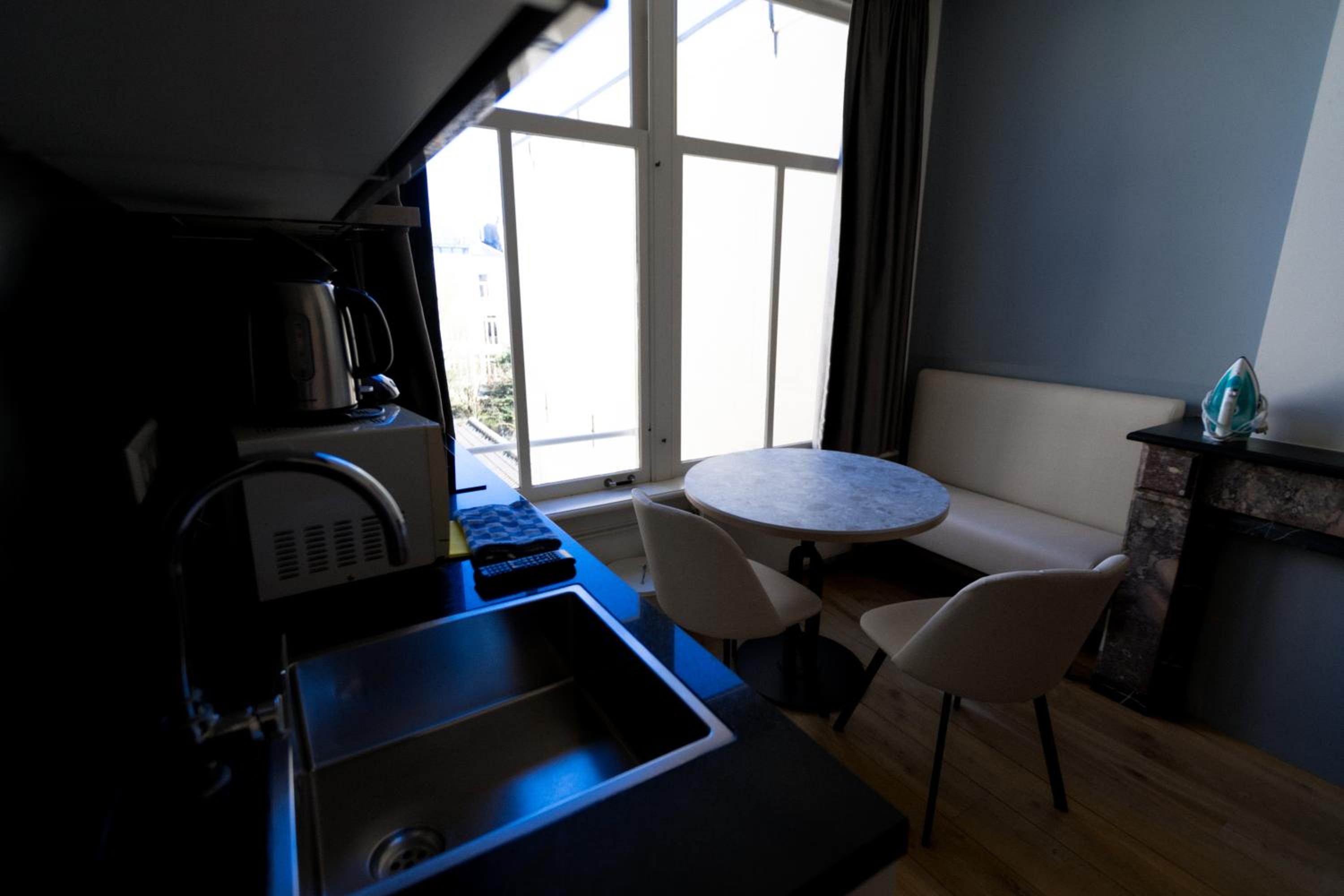 One-Bedroom Apartment with Single Beds photo 3