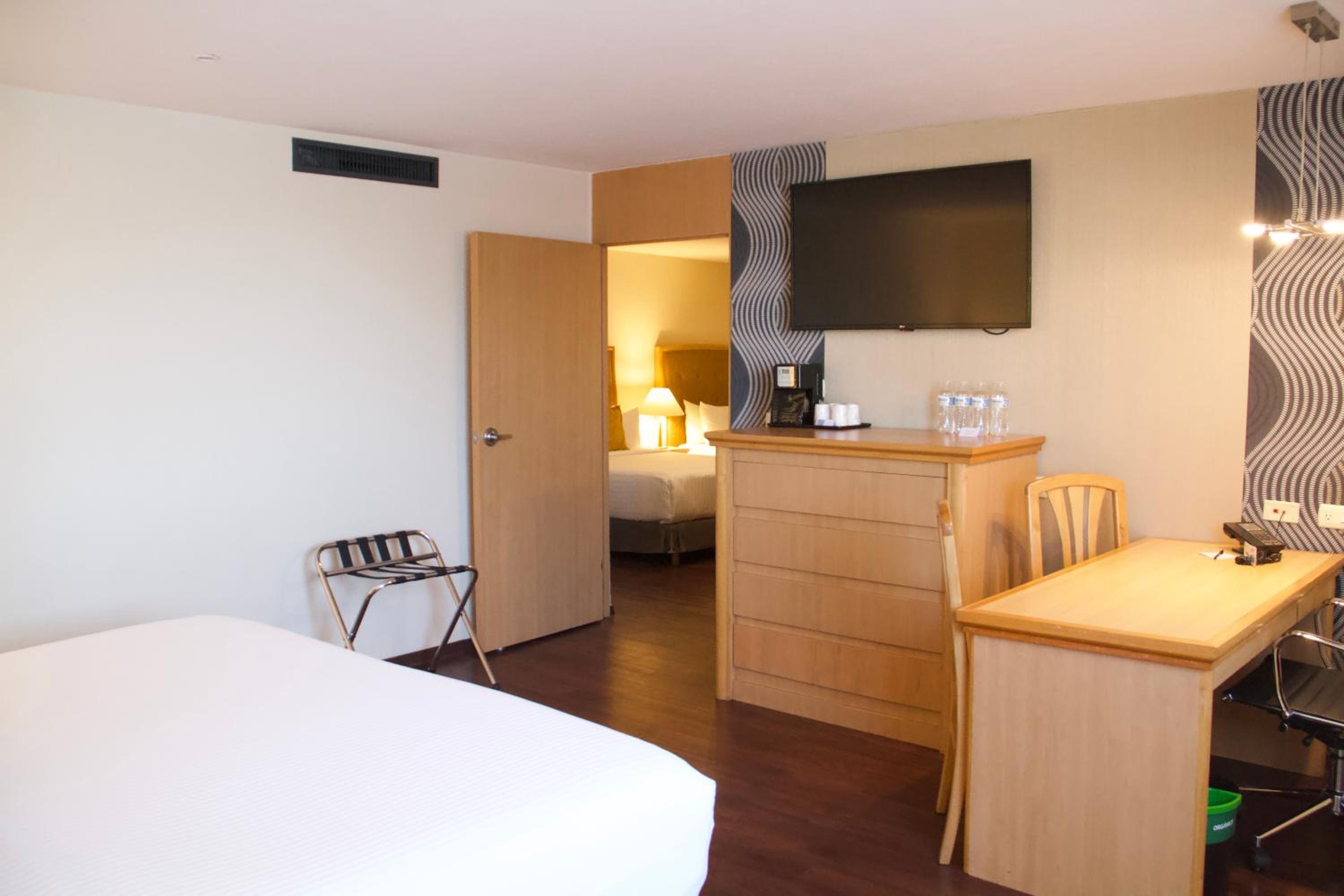 Junior Suite - Photo 1