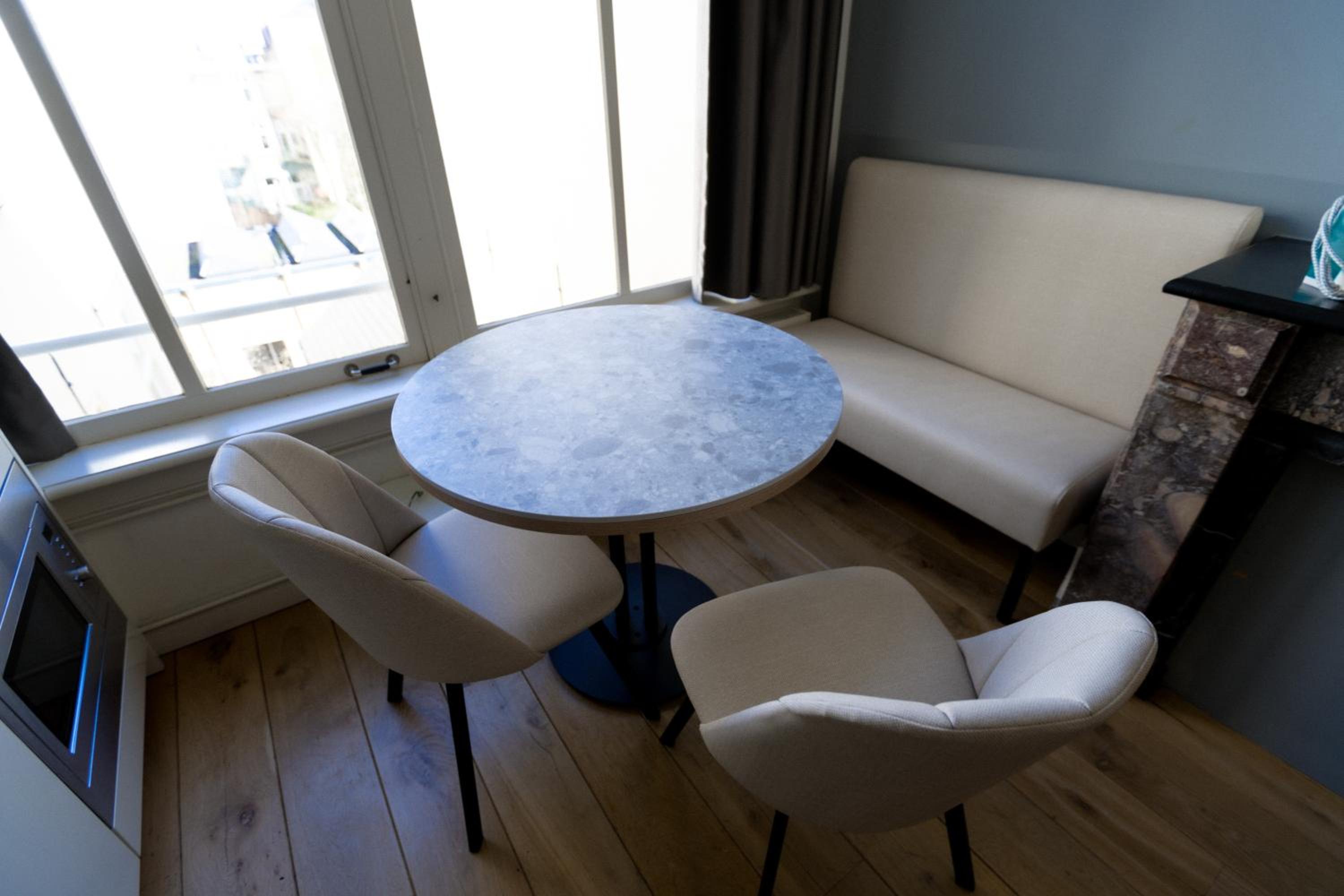One Bedroom Apartment - Double Bed