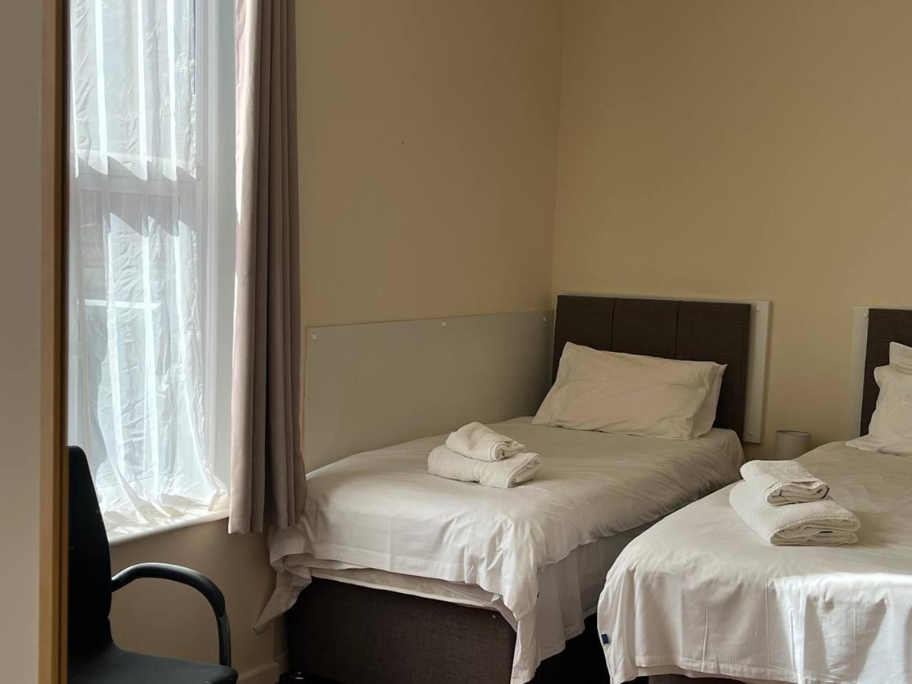 Standard Double Room - Photo 1
