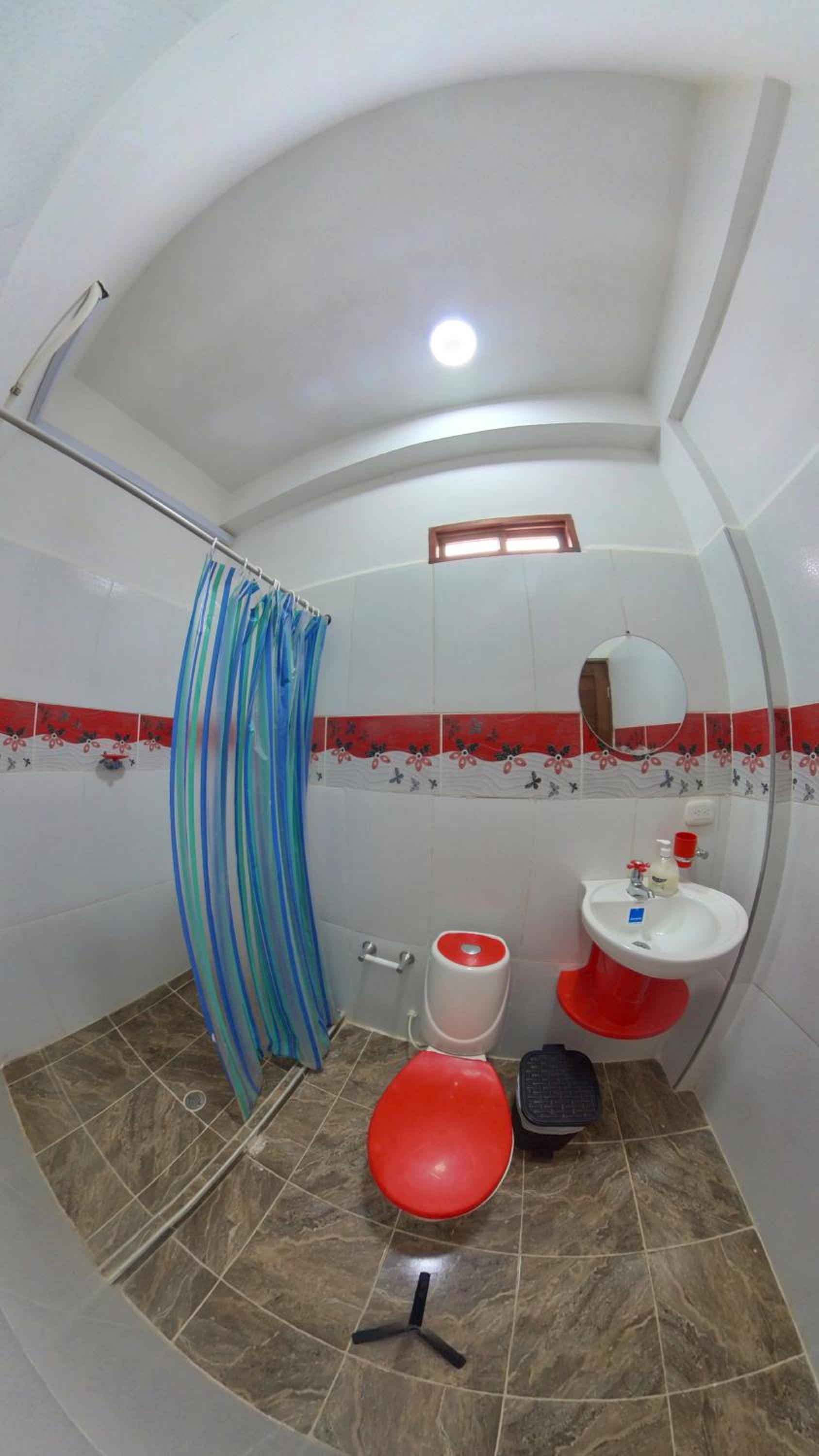 Quadruple Room with Private Bathroom photo 2