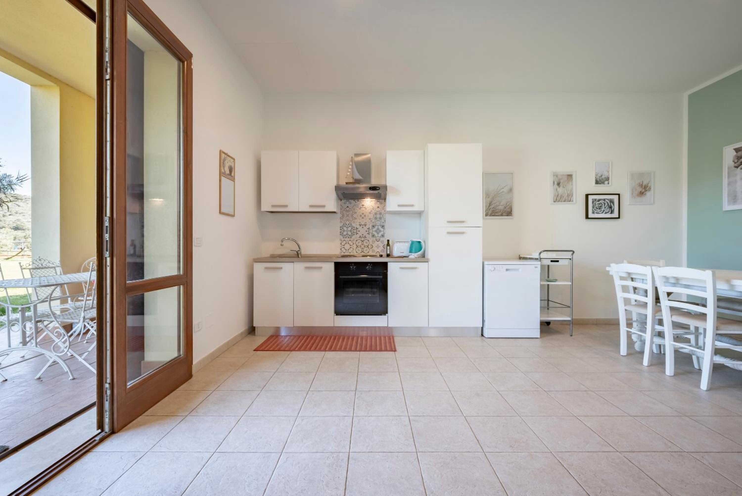 One-Bedroom Apartment - Photo 21