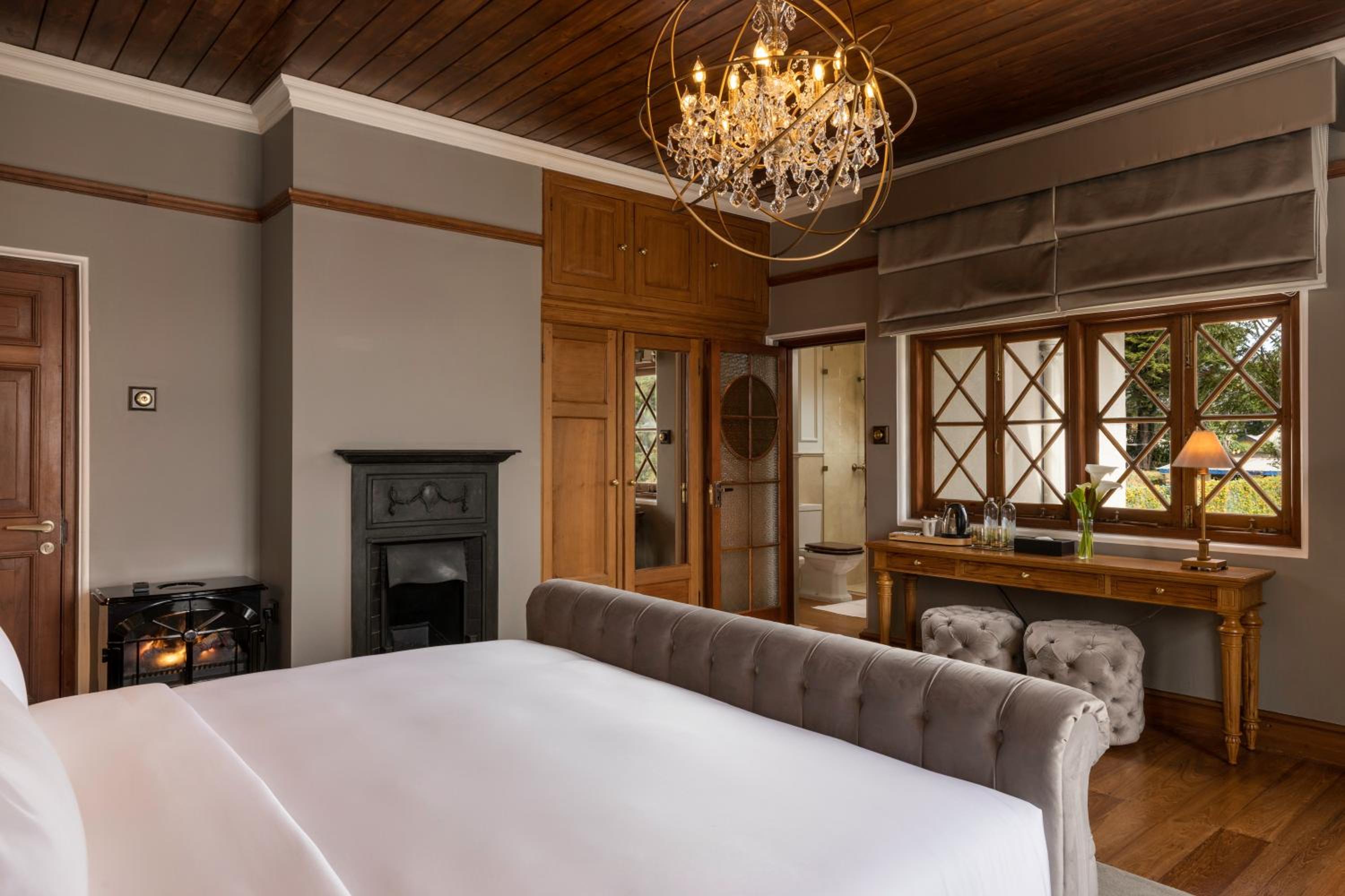 Deluxe King Room photo 3