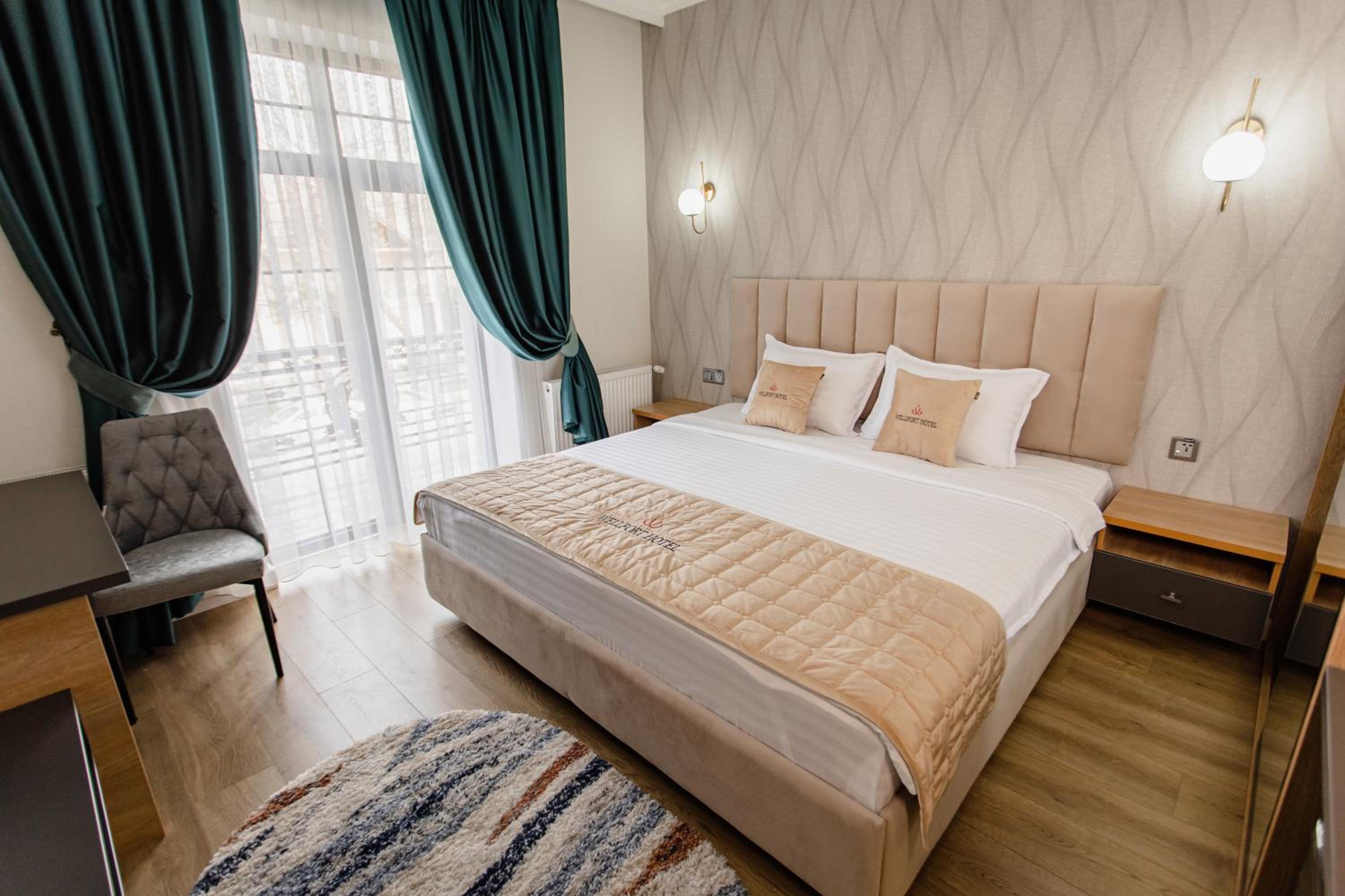 Double Room with Balcony photo 2