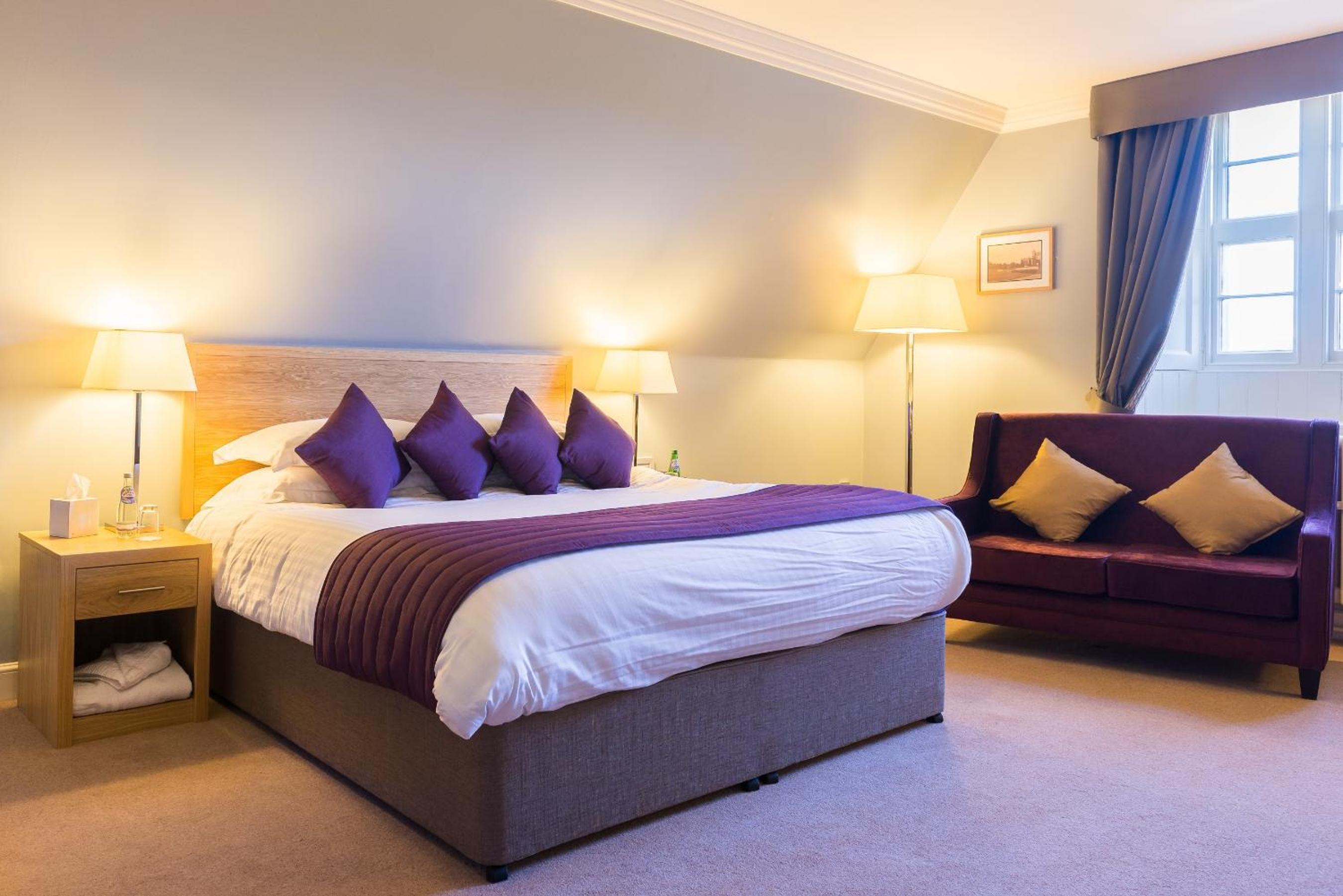 Superior King Room photo 2