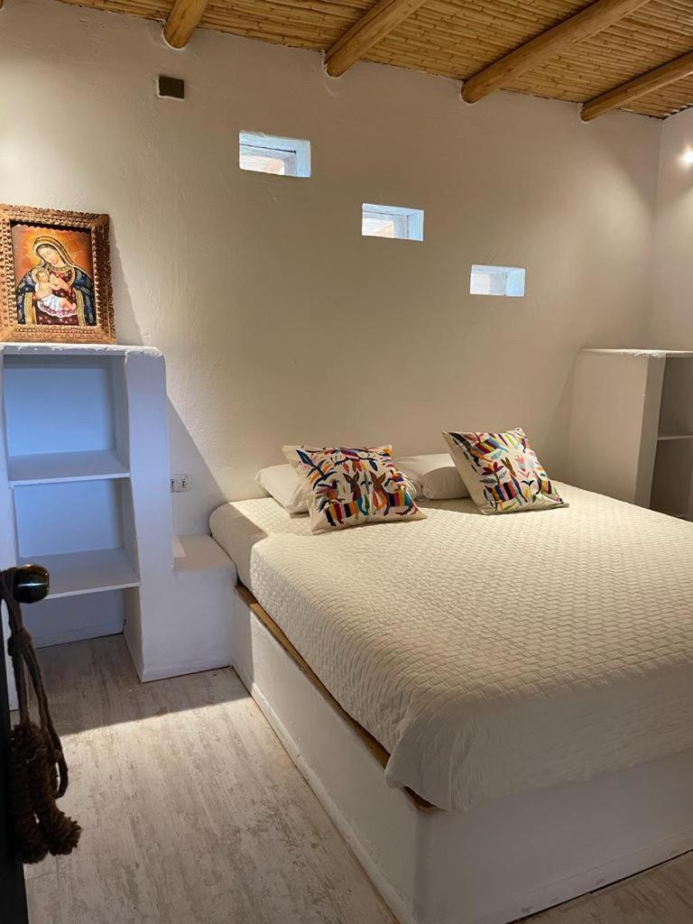 Three-Bedroom House photo 2