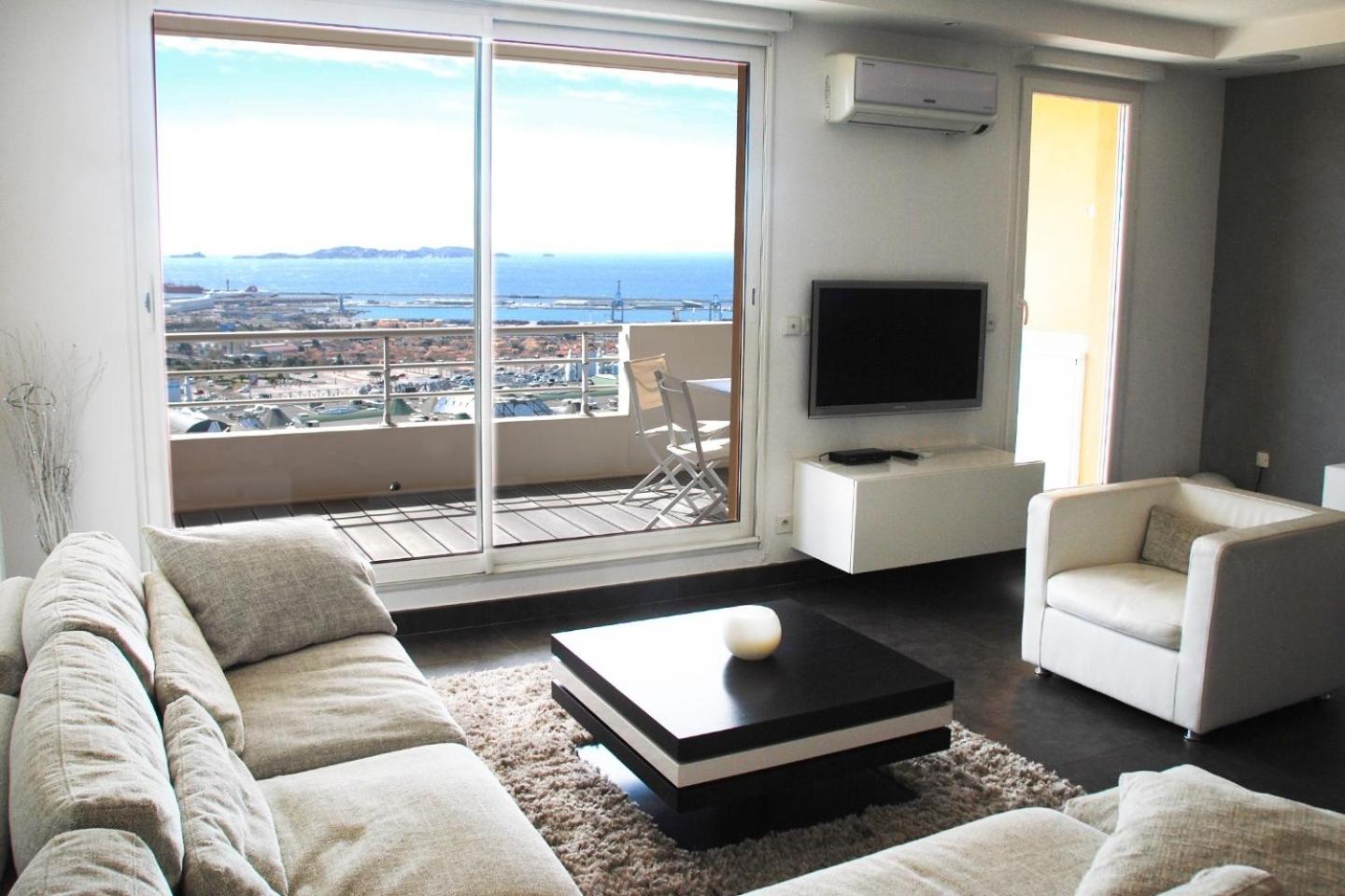 Apartment with Sea View